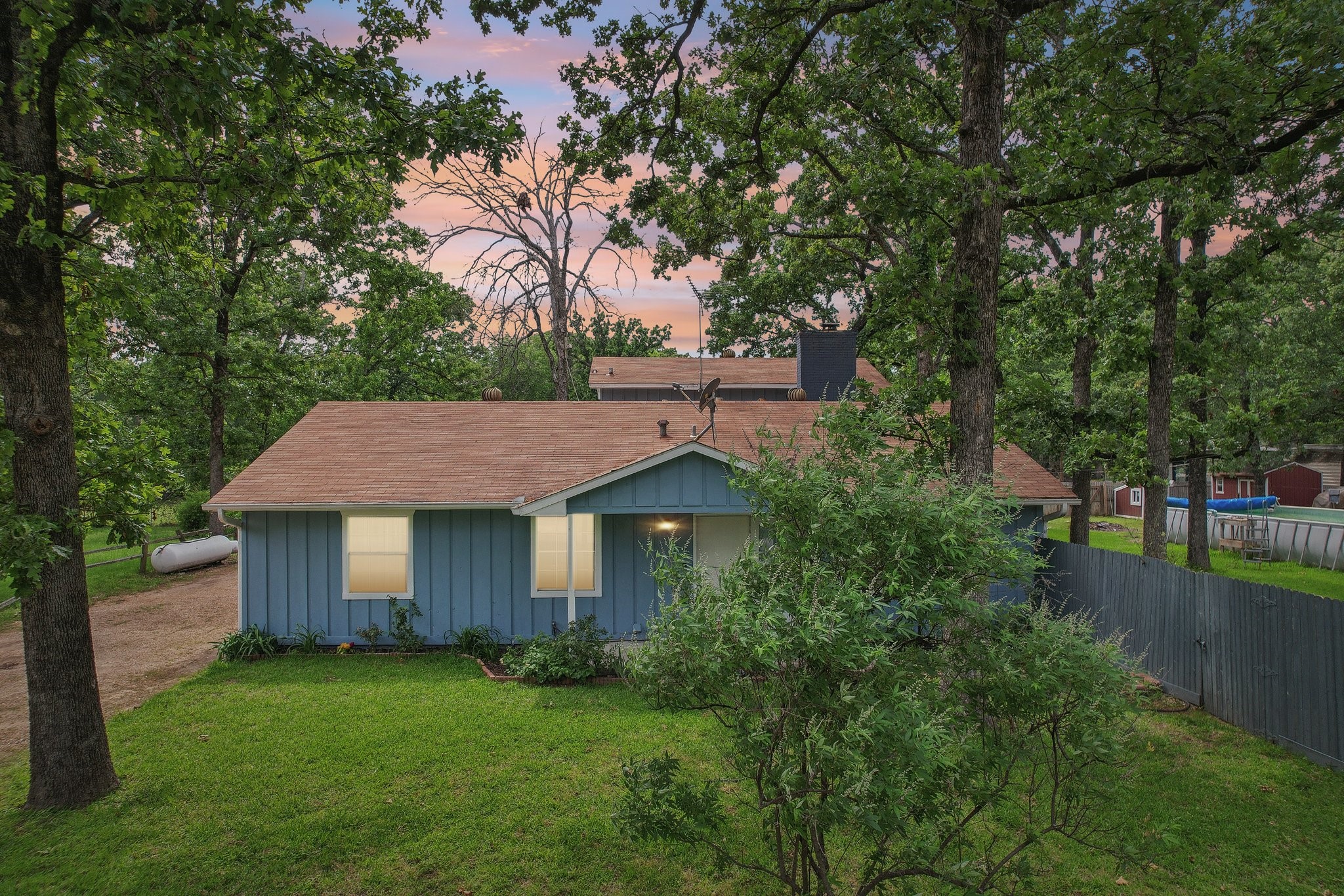 2112 Leyte Drive