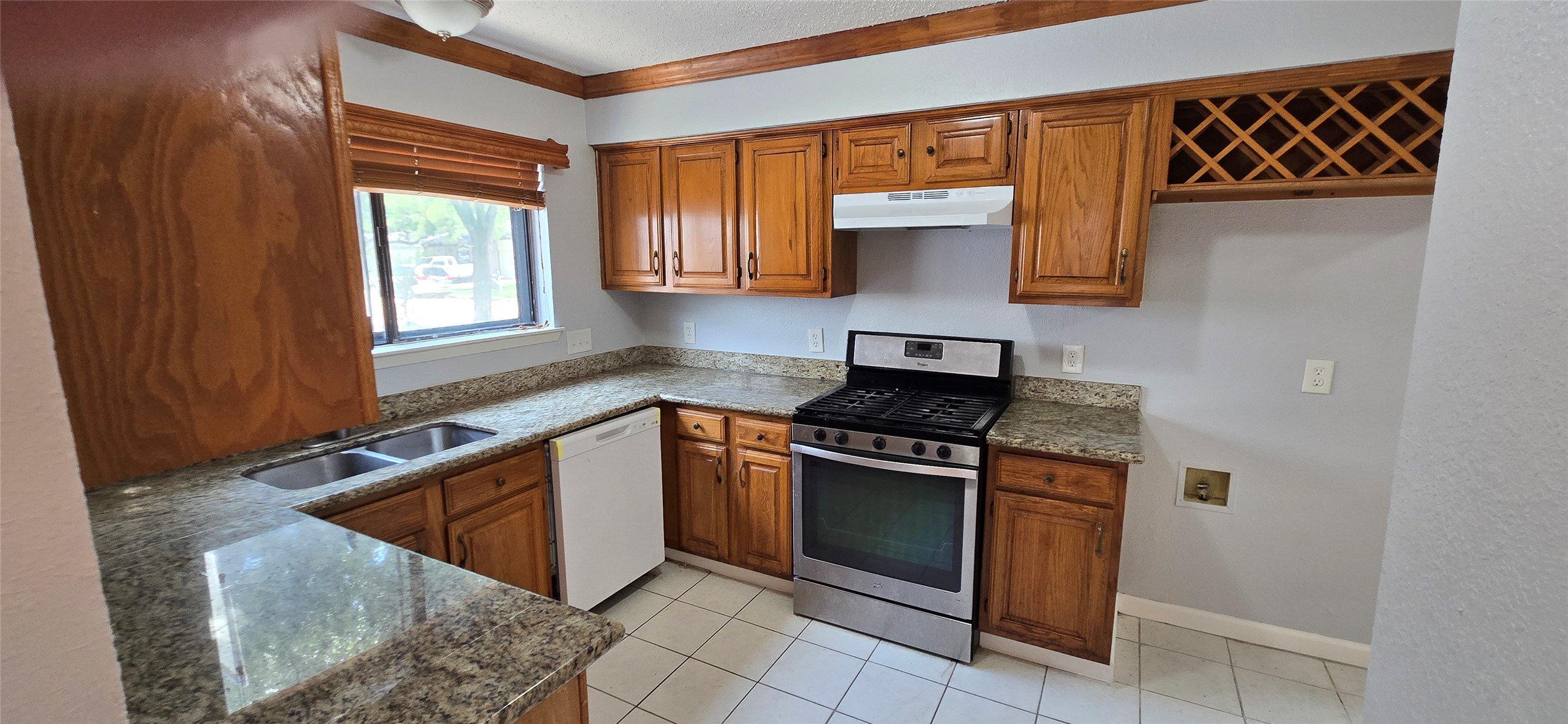 6311 Dawnridge Drive Property Photo 10