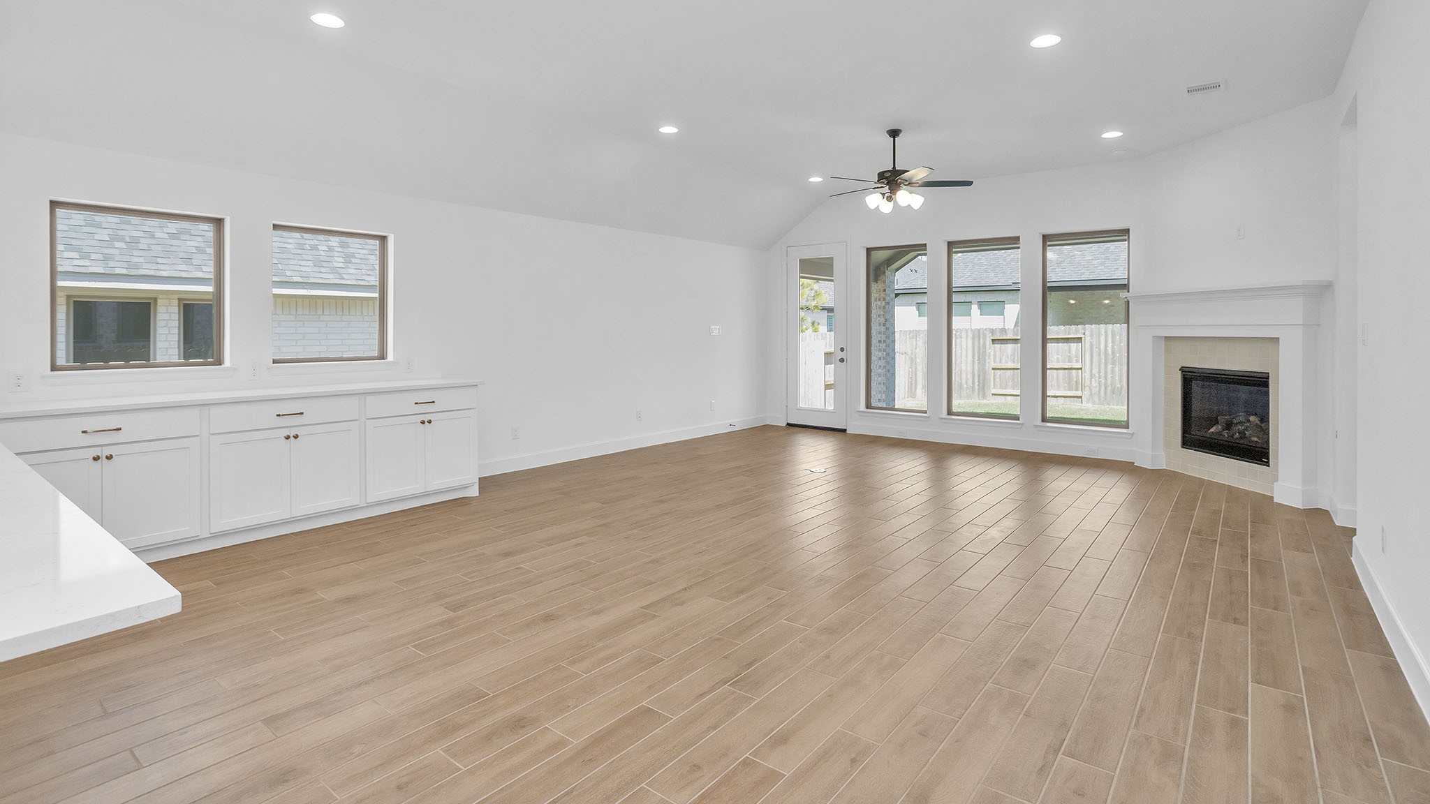 29859 Amber Brook Drive Property Photo 9