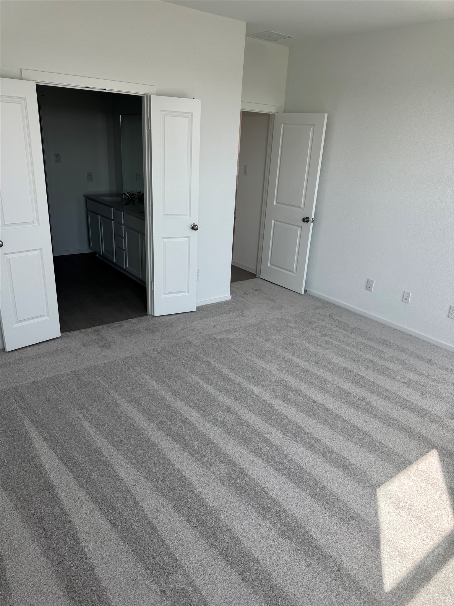 902 Heaven Drive Property Photo 12