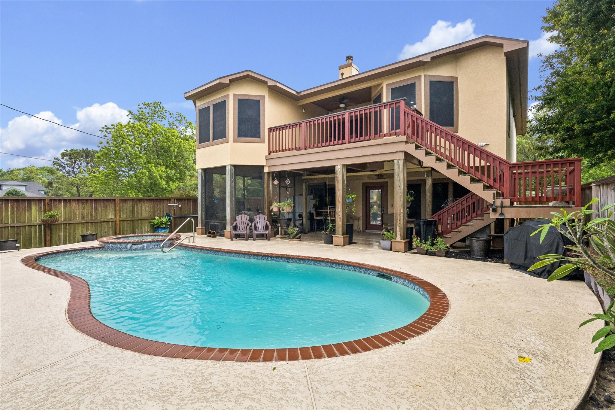 3040 Bayshore Drive Property Photo 2