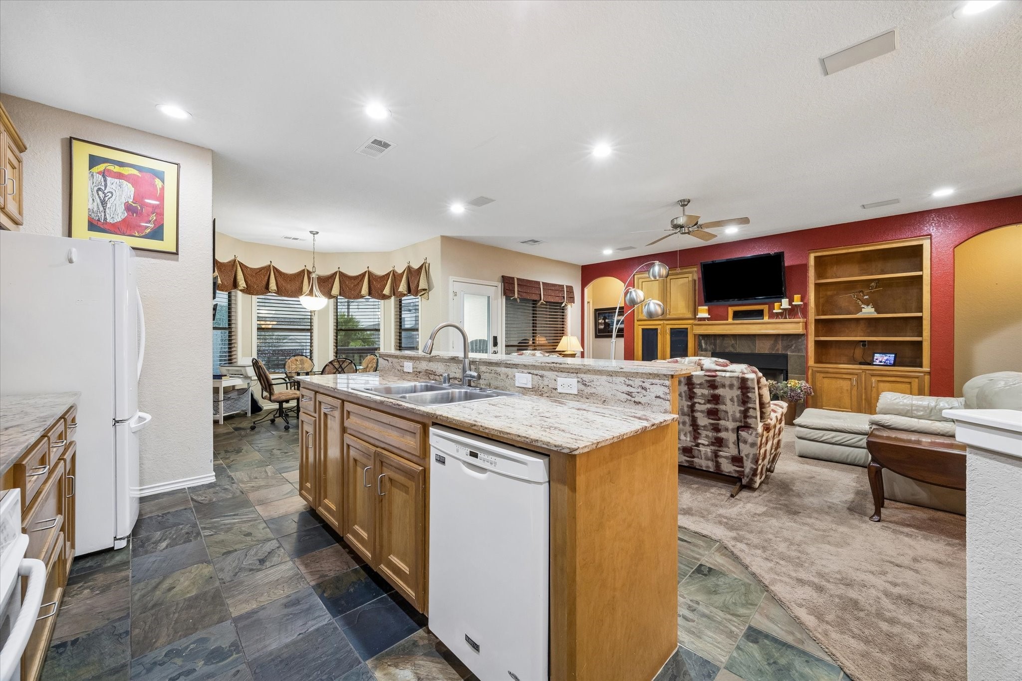3040 Bayshore Drive Property Photo 7