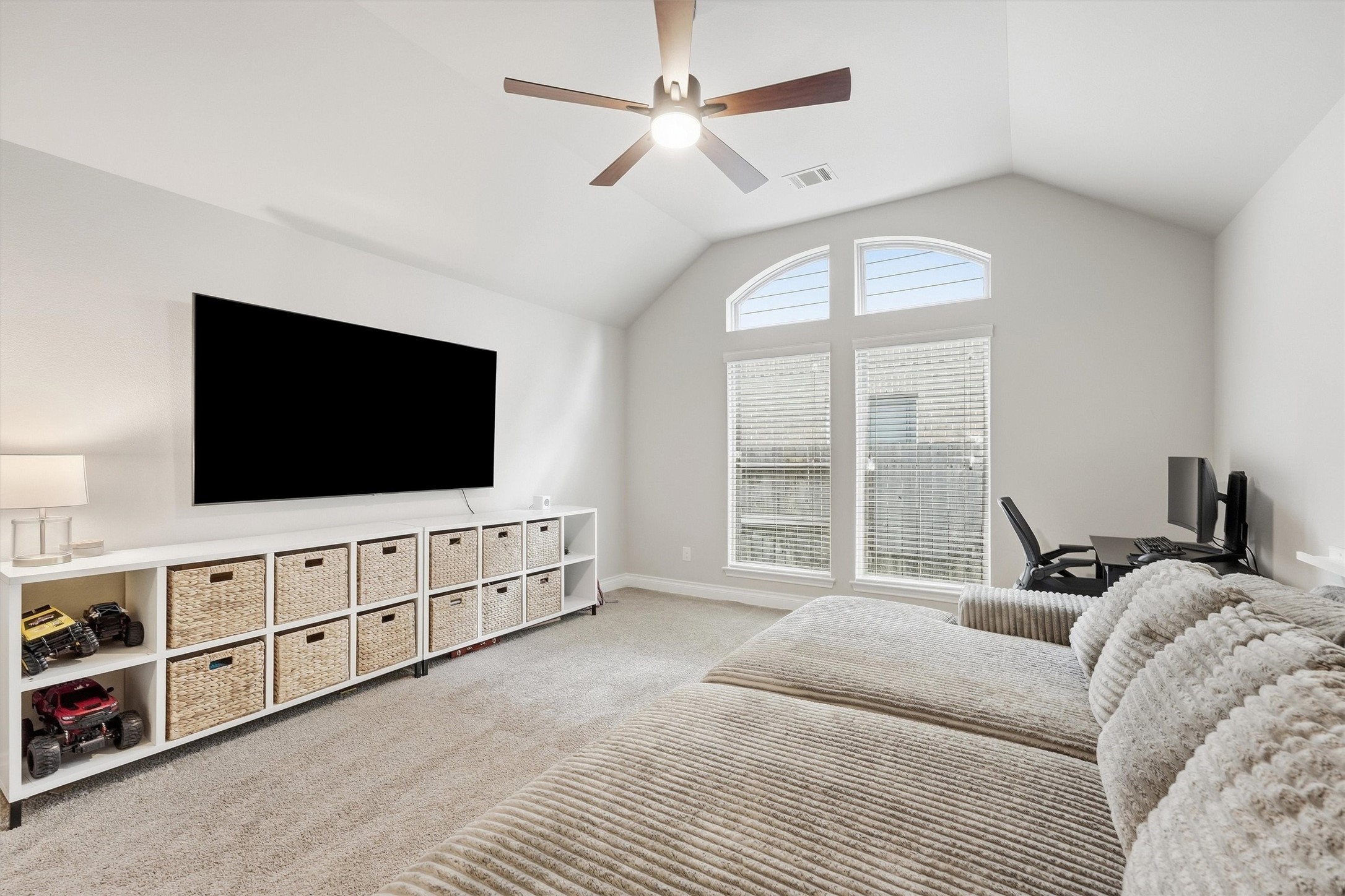122 Cliftons Curve Way Property Photo 25