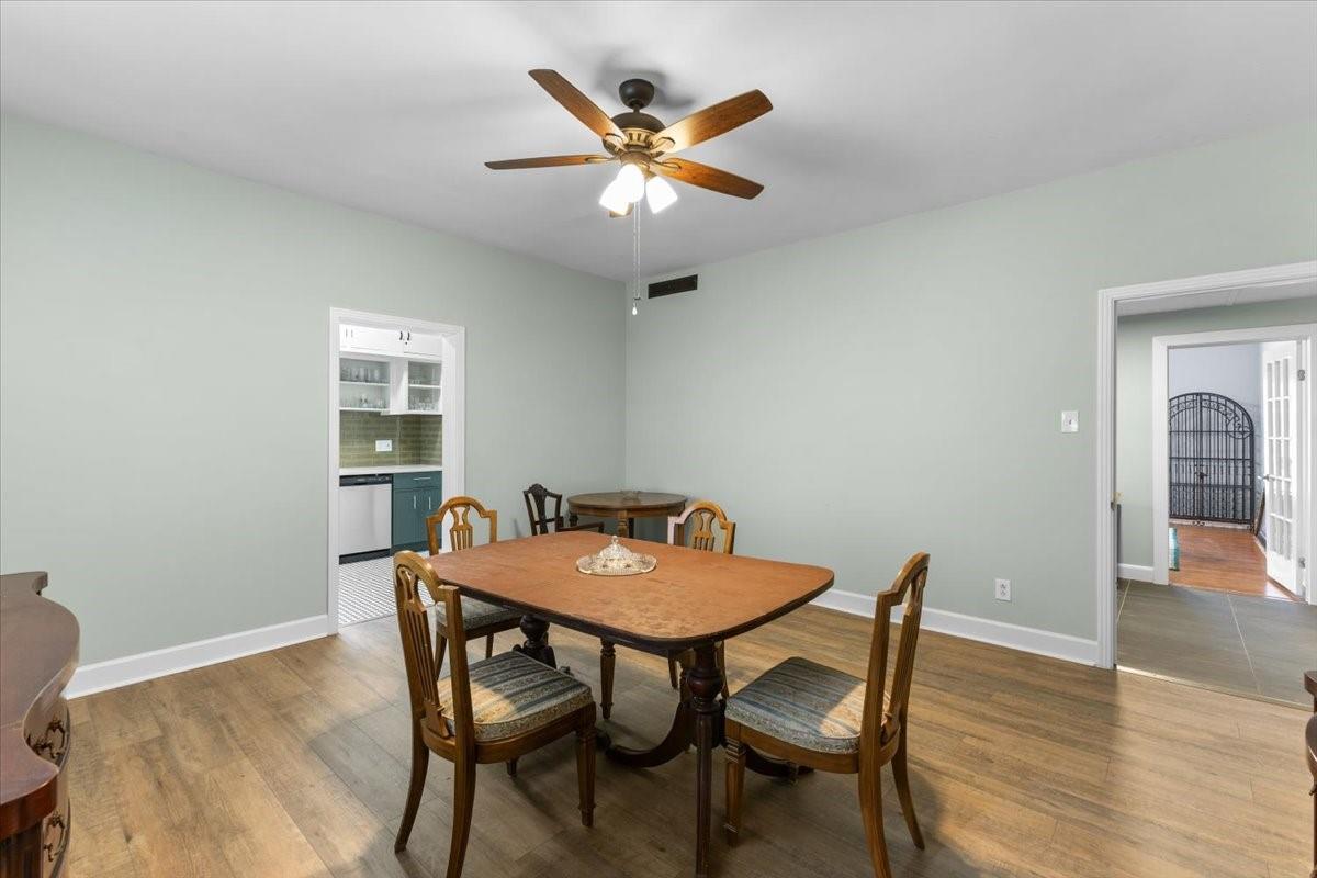 2719 Capitol Street Property Photo 17