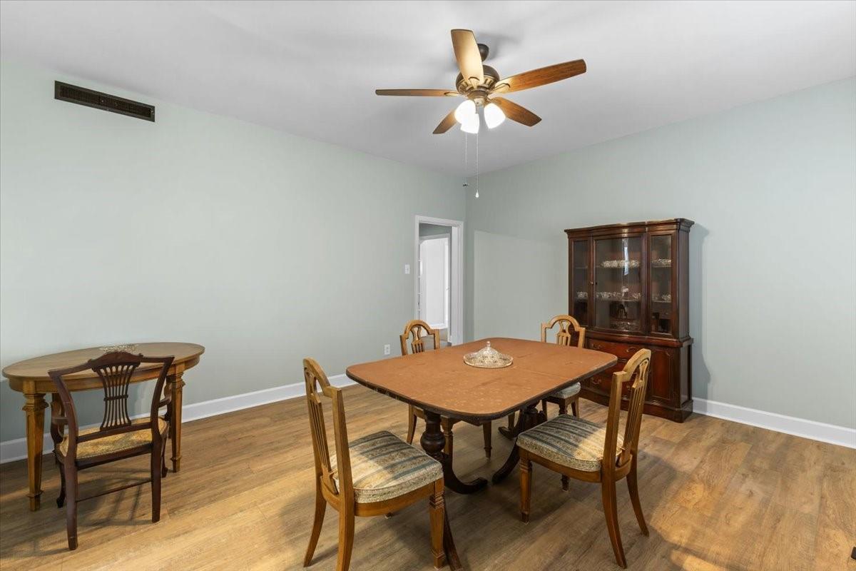 2719 Capitol Street Property Photo 18