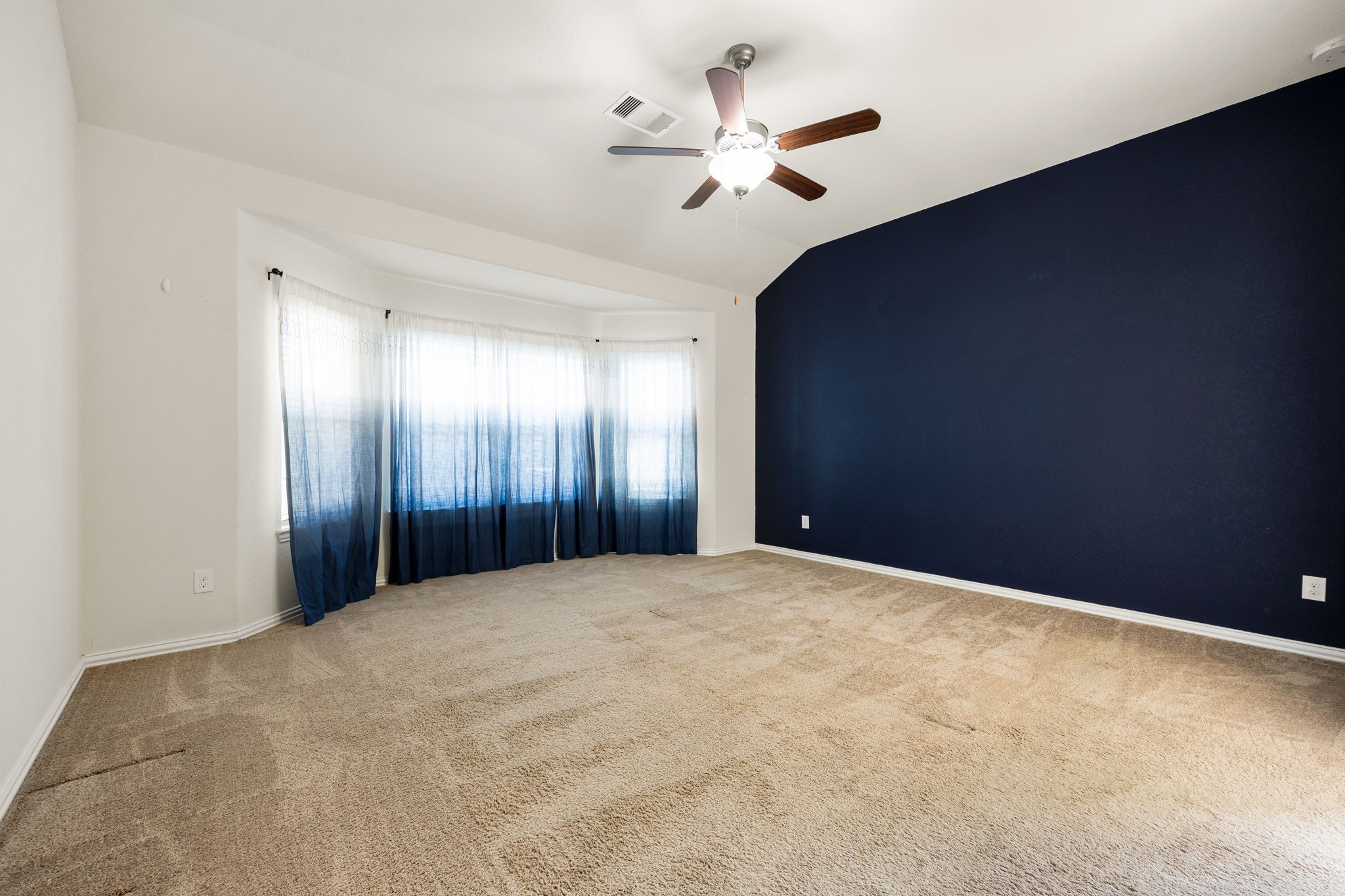 20335 Highfield Park Drive Property Photo 16