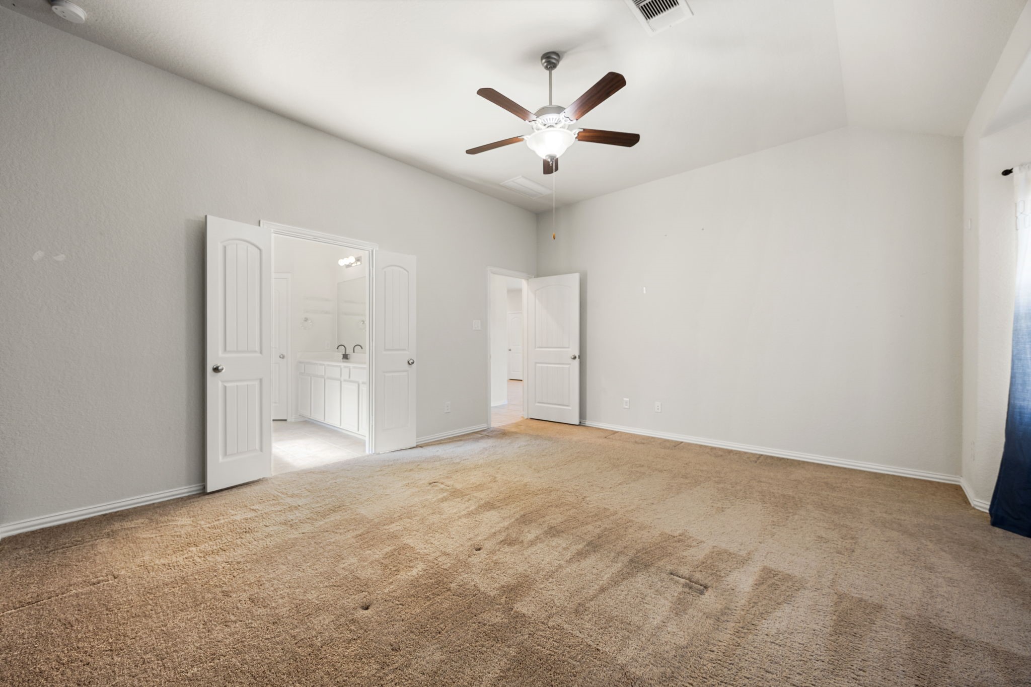 20335 Highfield Park Drive Property Photo 17