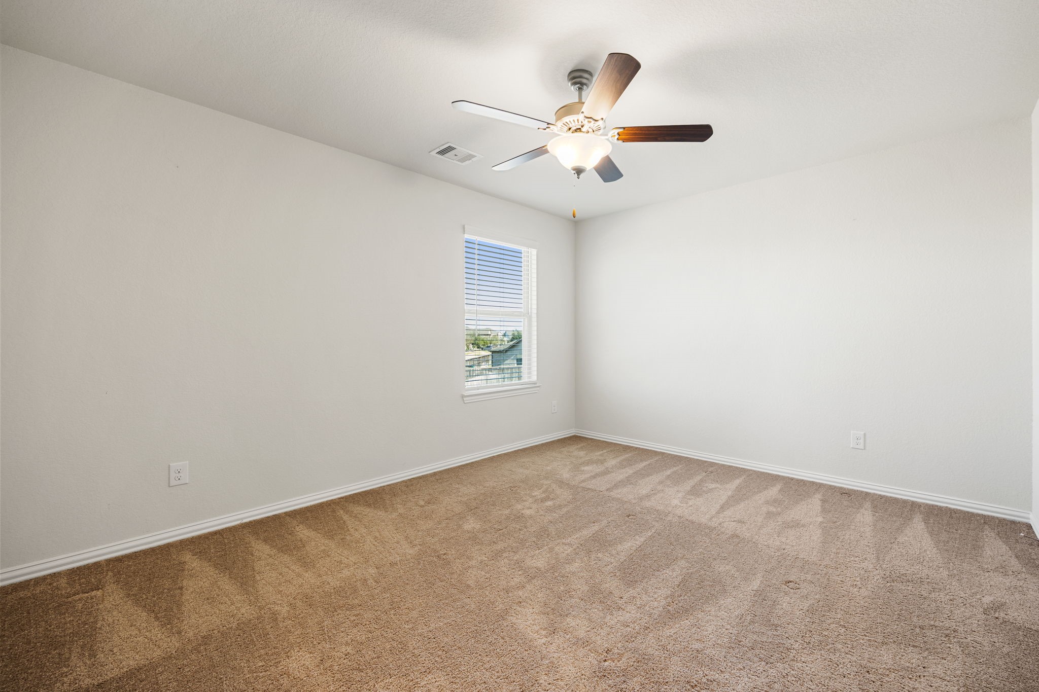 20335 Highfield Park Drive Property Photo 31