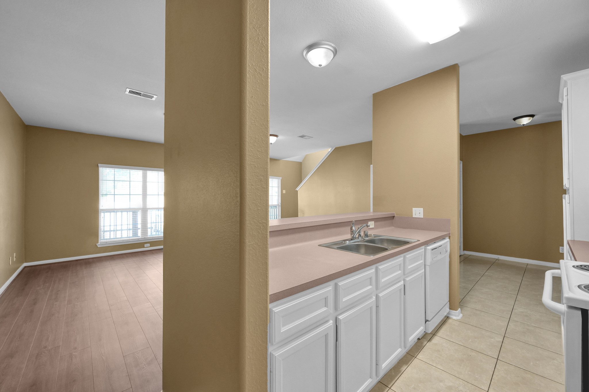172 Binnacle Ct A Property Photo 7