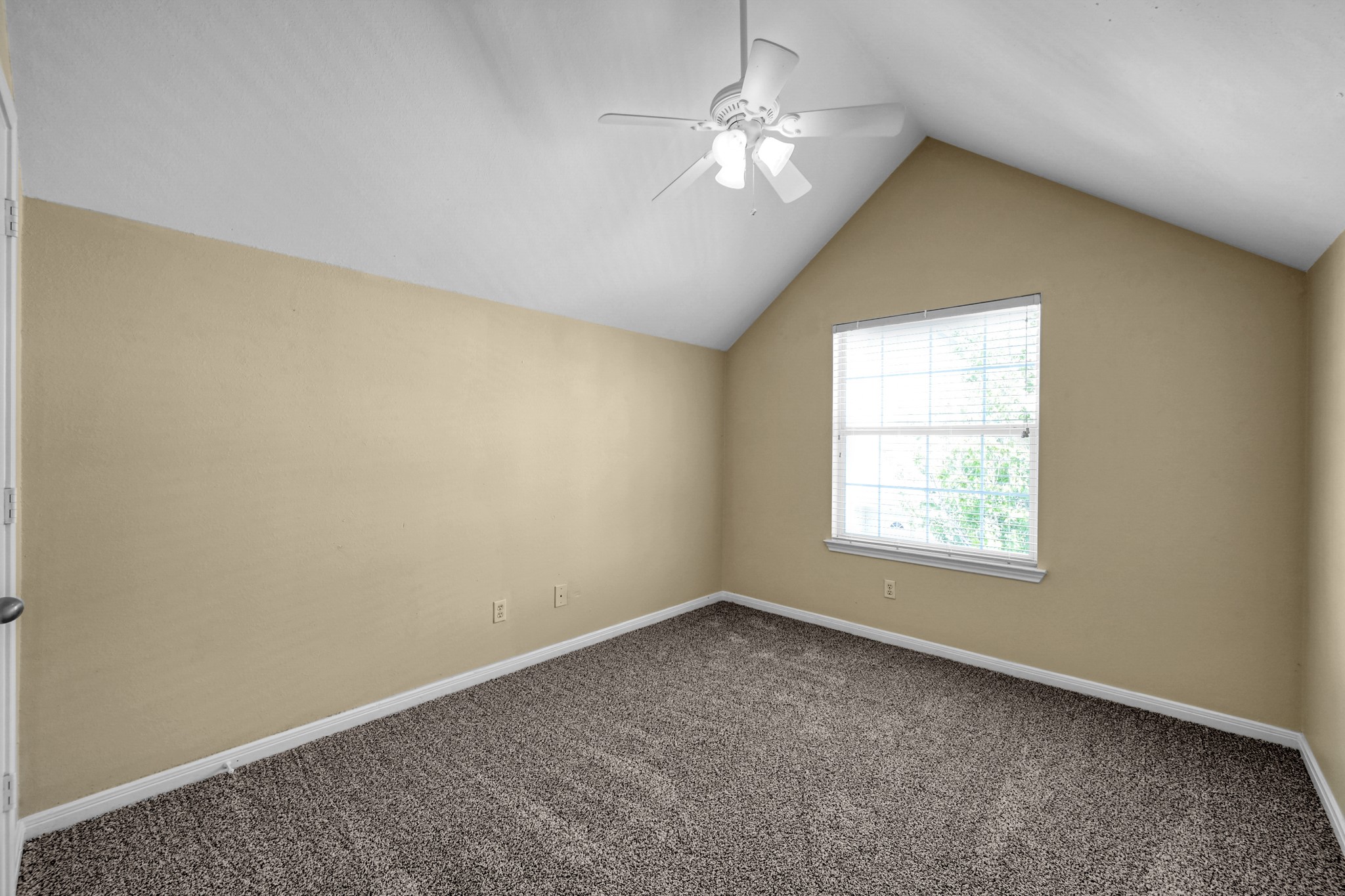 172 Binnacle Ct A Property Photo 15