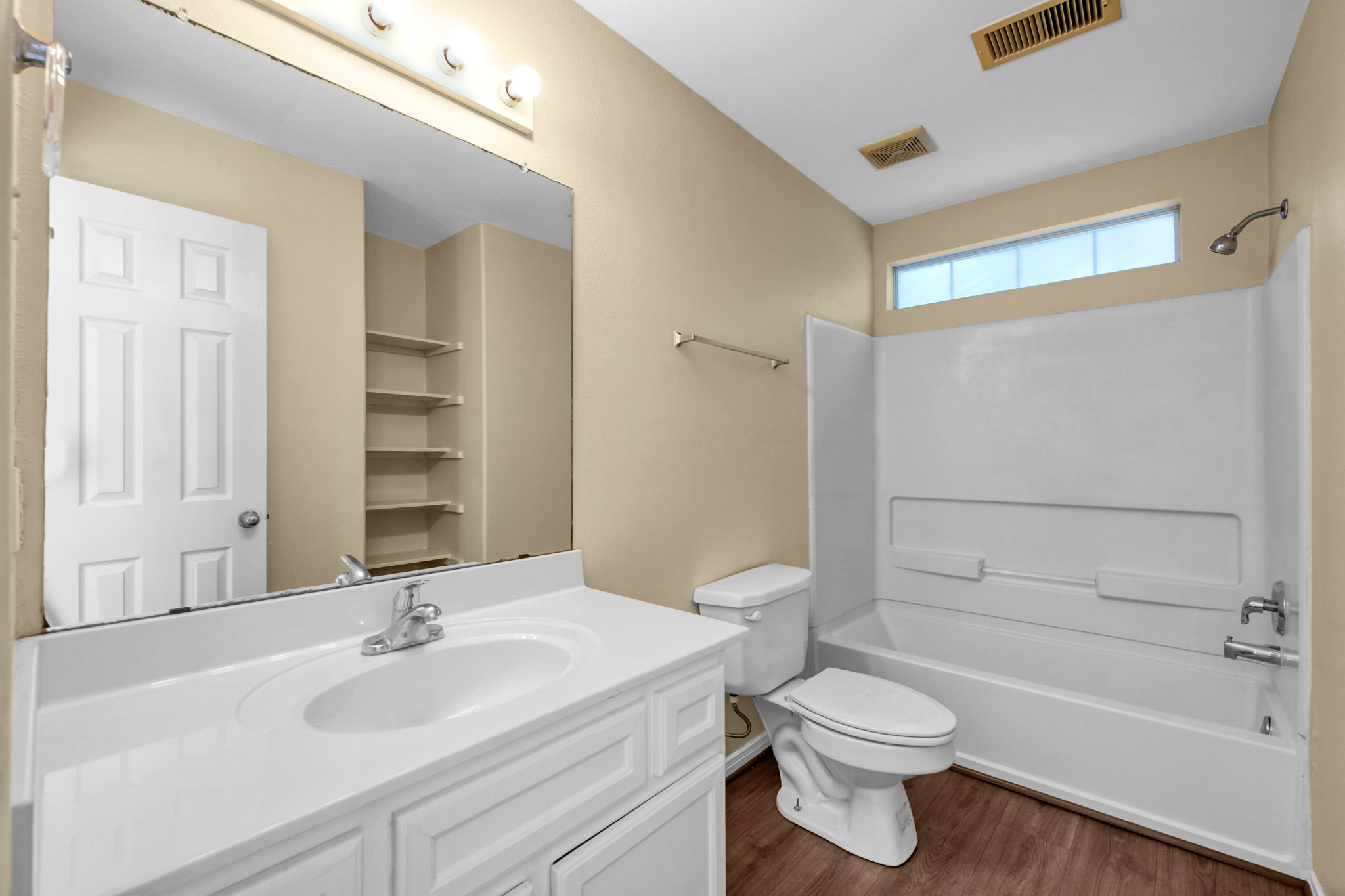 172 Binnacle Ct A Property Photo 16