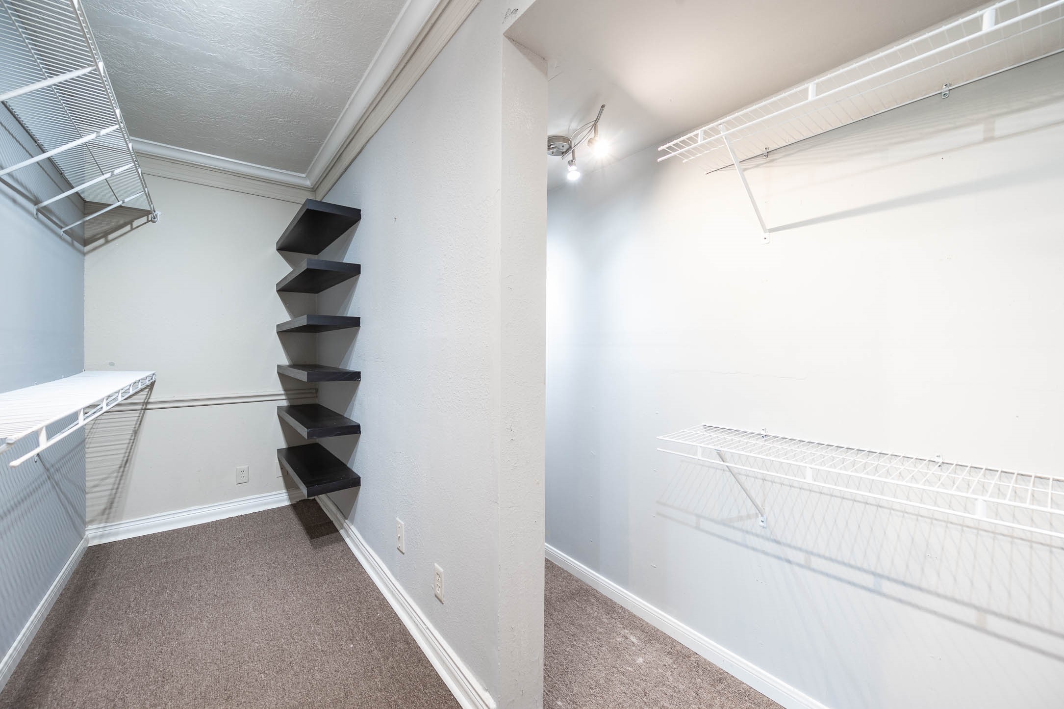 1815 Firwood Drive Property Photo 21