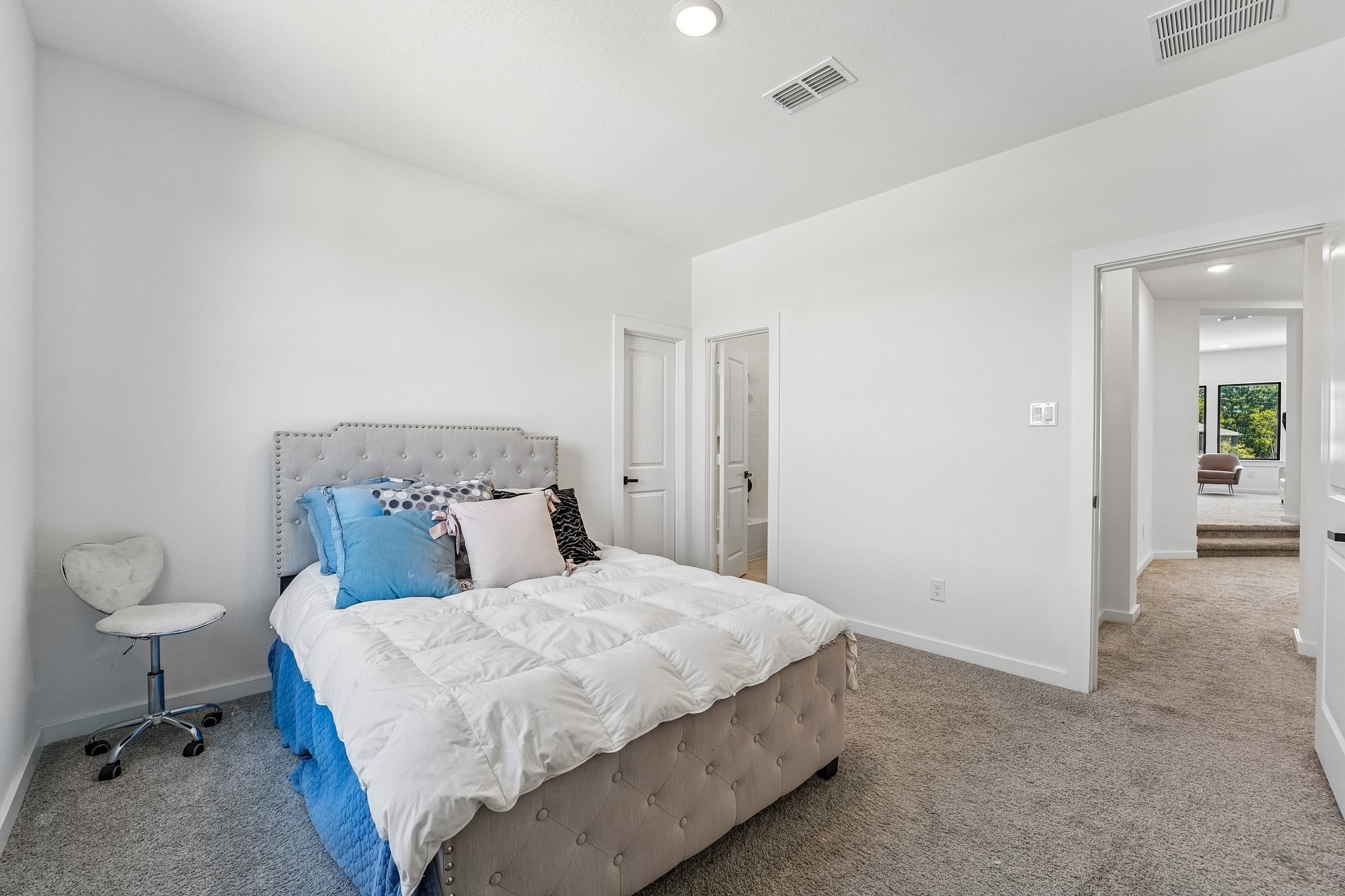 4830 Parkgate Avenue Property Photo 30