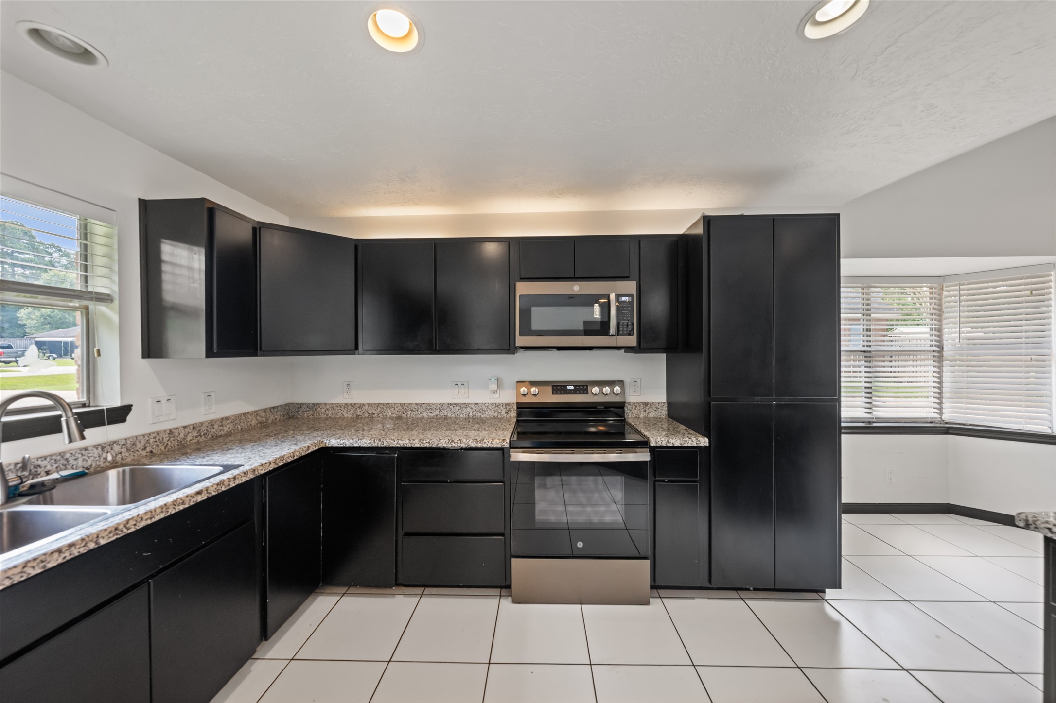 507 Magnolia Bend Property Photo 15