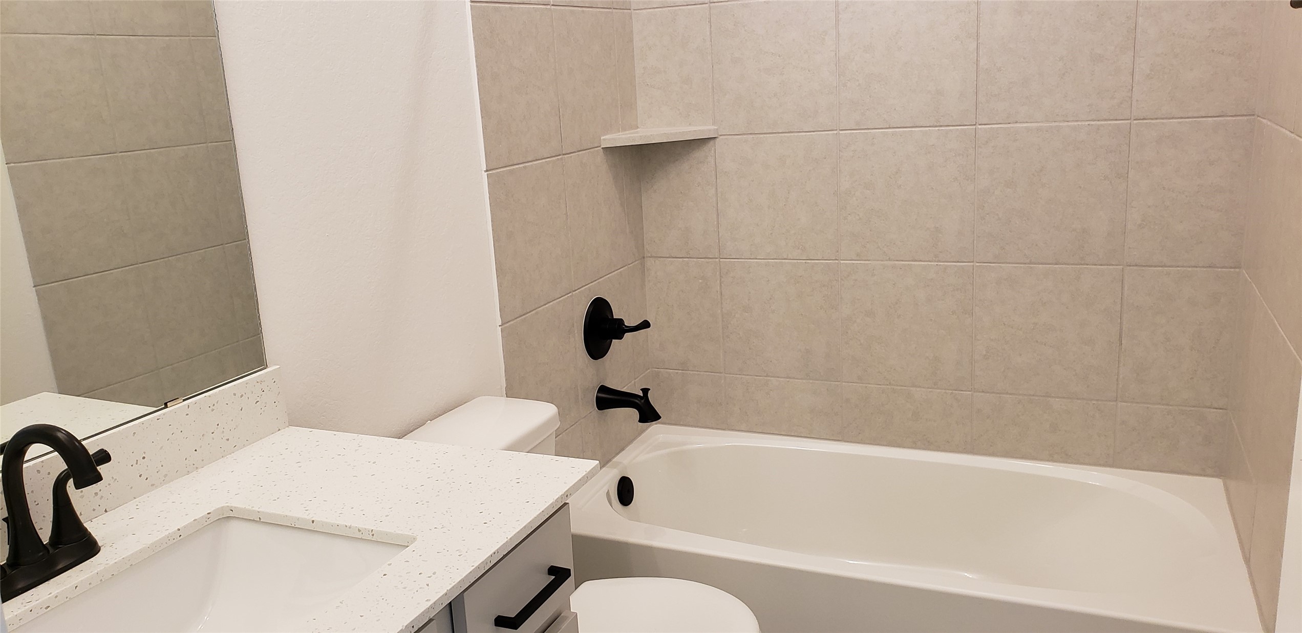 10611 Hidden Rock Drive Property Photo 17