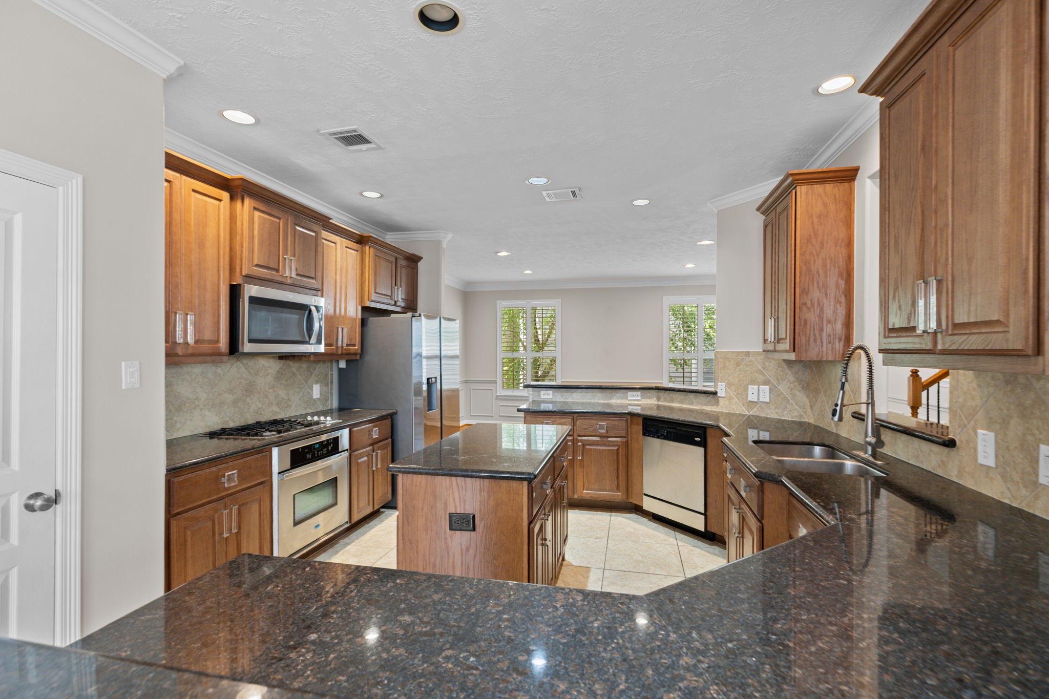 3414 Skyline Village Drive Property Photo 18