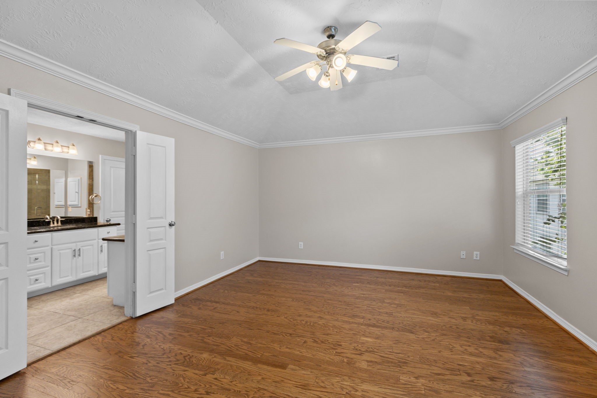 3414 Skyline Village Drive Property Photo 22
