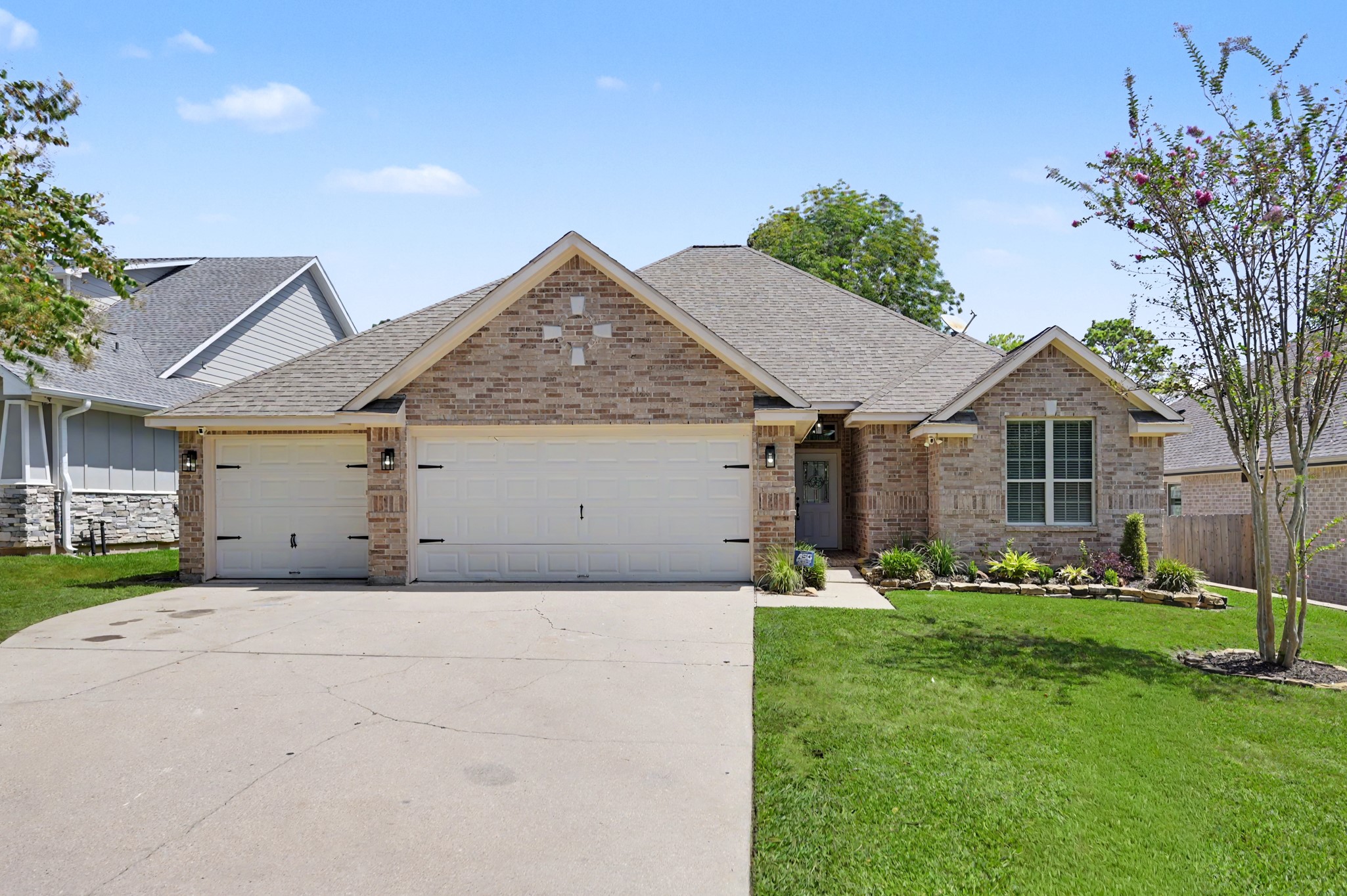 13314 Enchanted Way Drive Property Photo 1