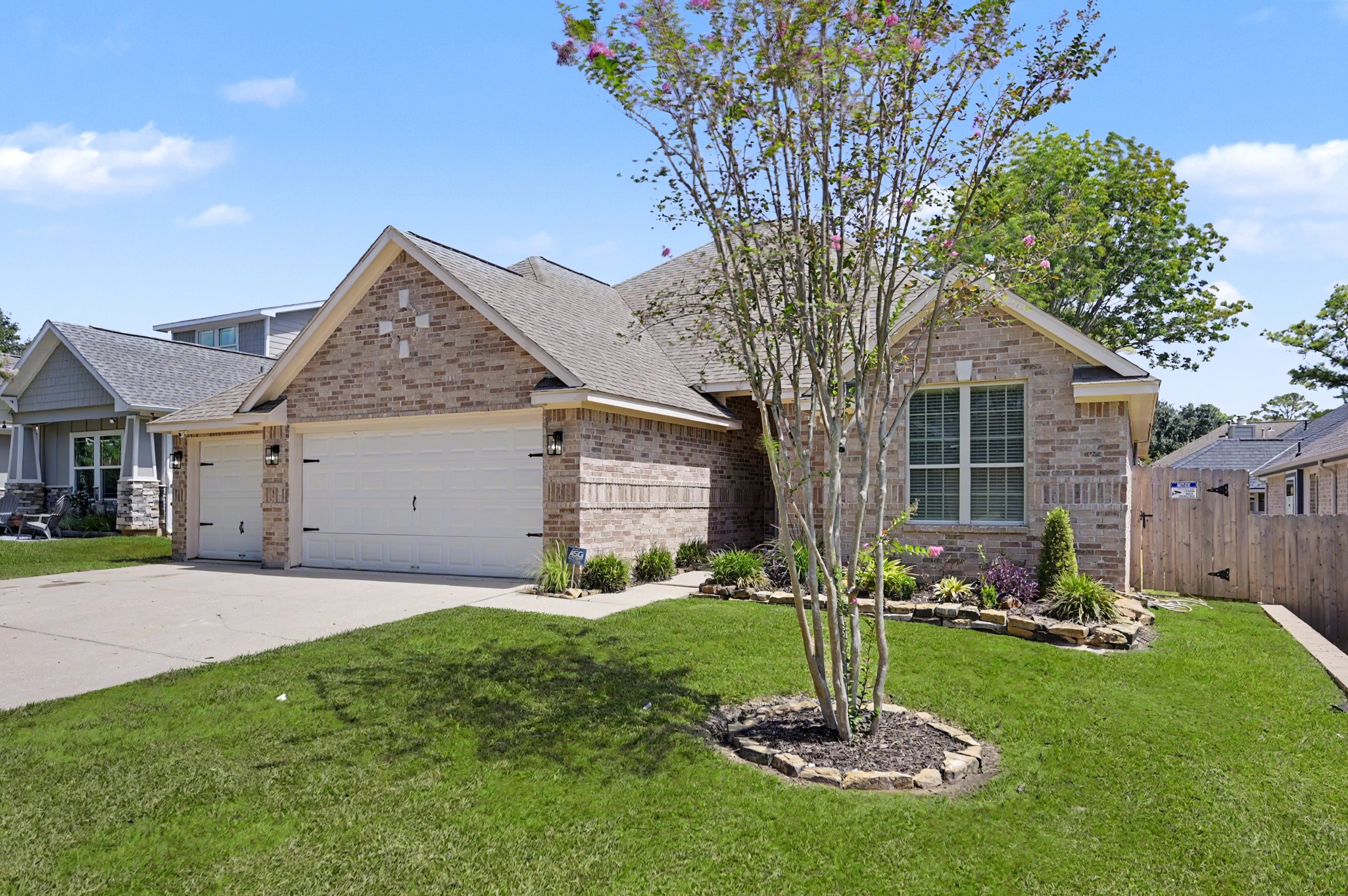 13314 Enchanted Way Drive Property Photo 2