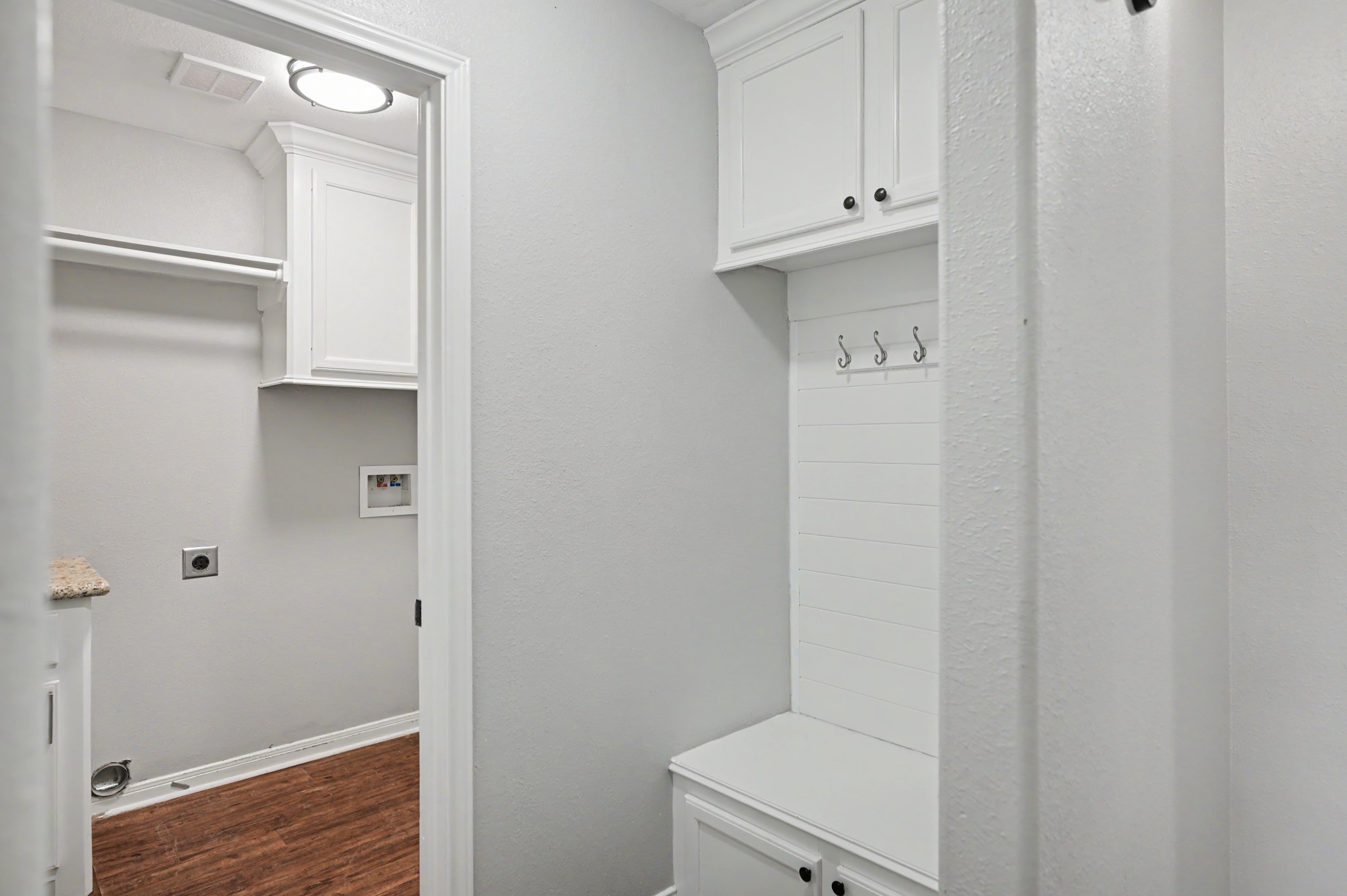 13314 Enchanted Way Drive Property Photo 5