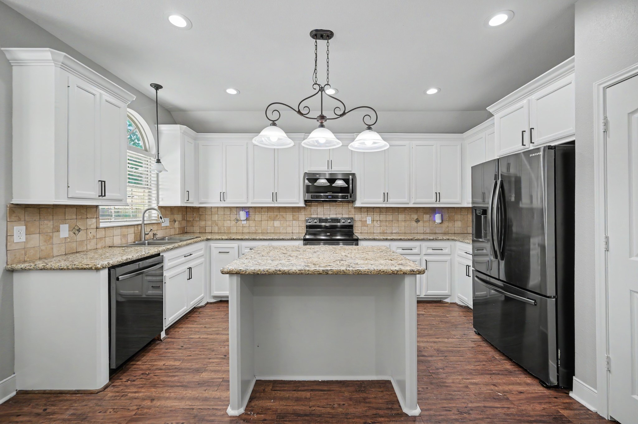 13314 Enchanted Way Drive Property Photo 11