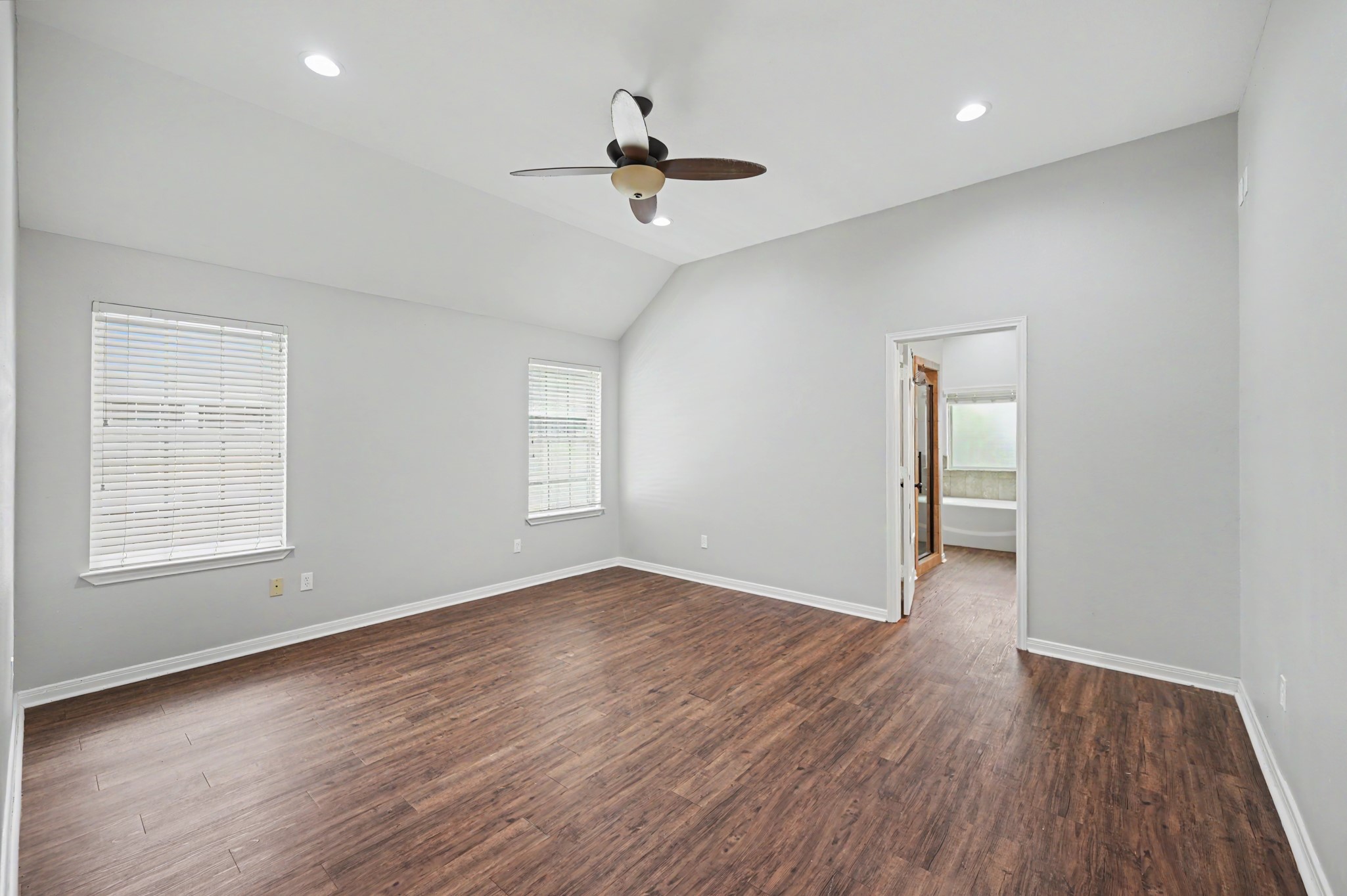 13314 Enchanted Way Drive Property Photo 14