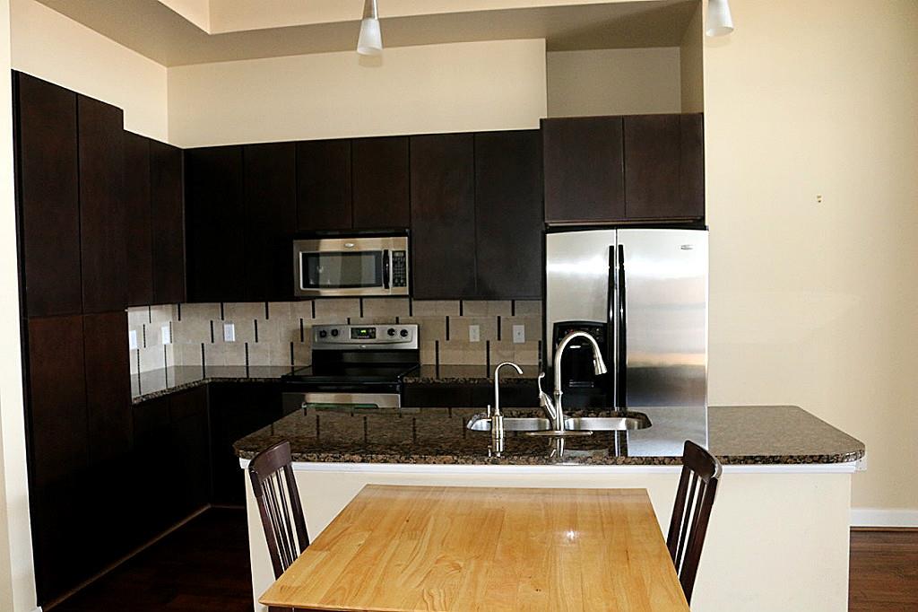 300 St Joseph Parkway 420 Property Photo 4