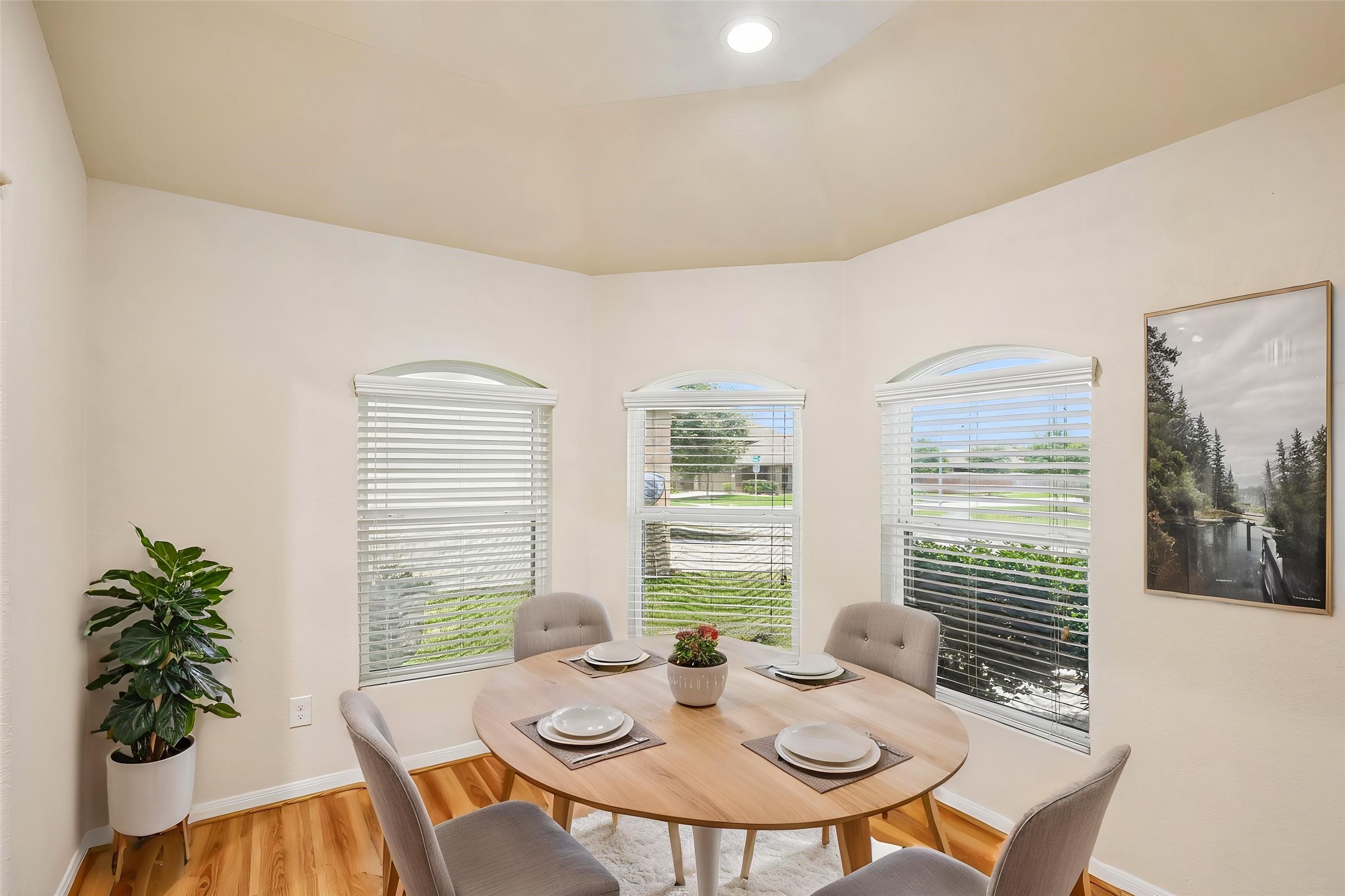 21127 Fox Orchard Court Property Photo 13