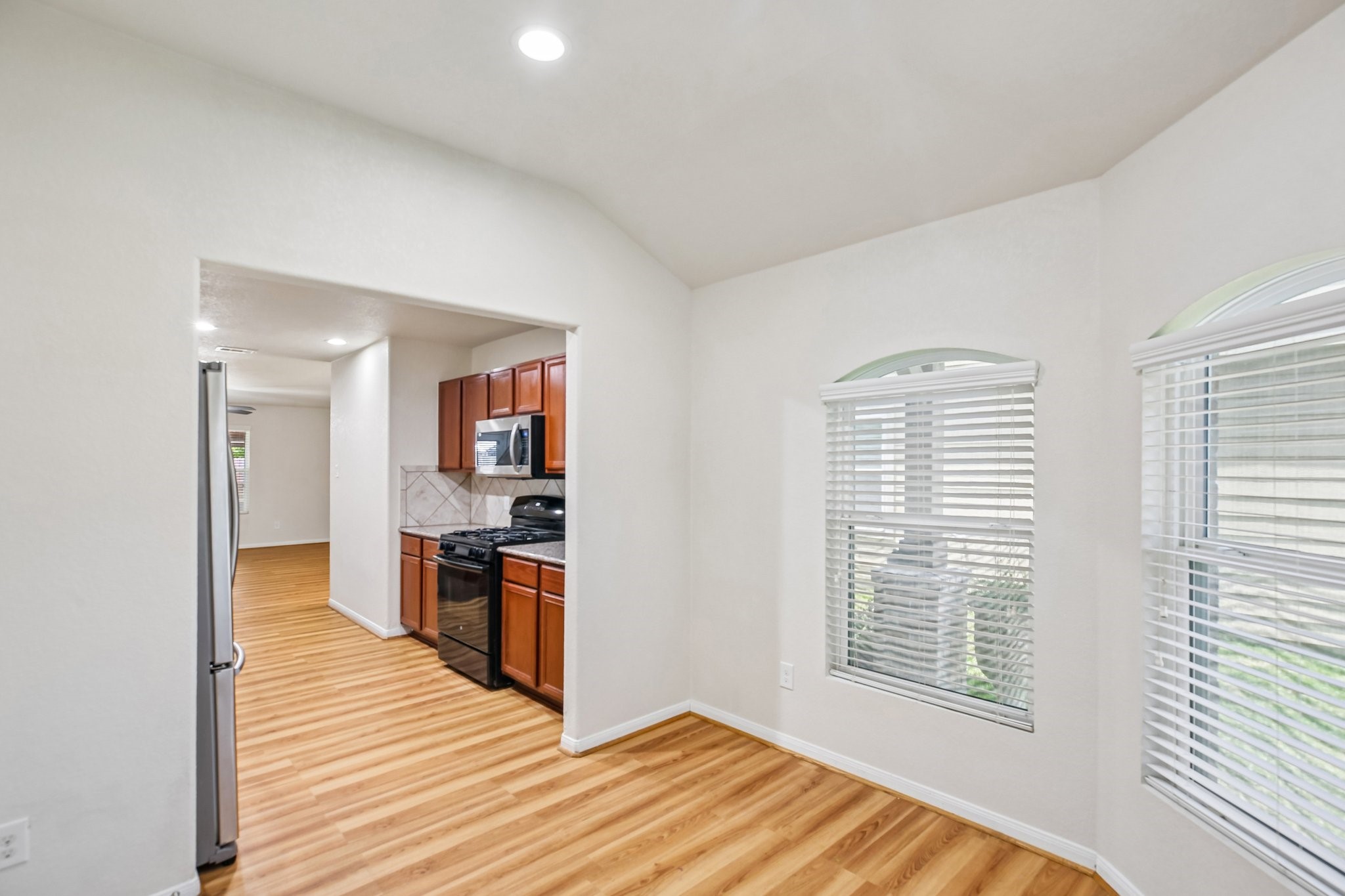 21127 Fox Orchard Court Property Photo 14