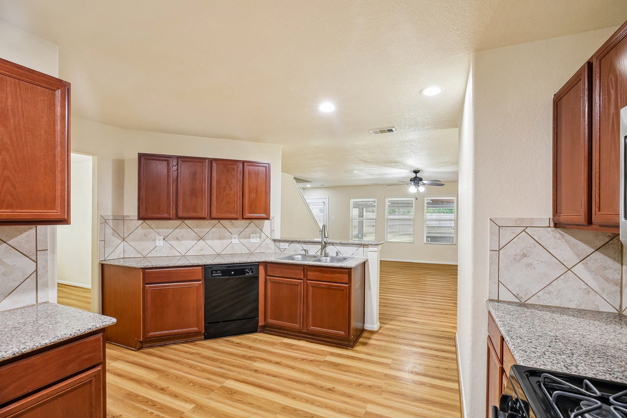 21127 Fox Orchard Court Property Photo 15