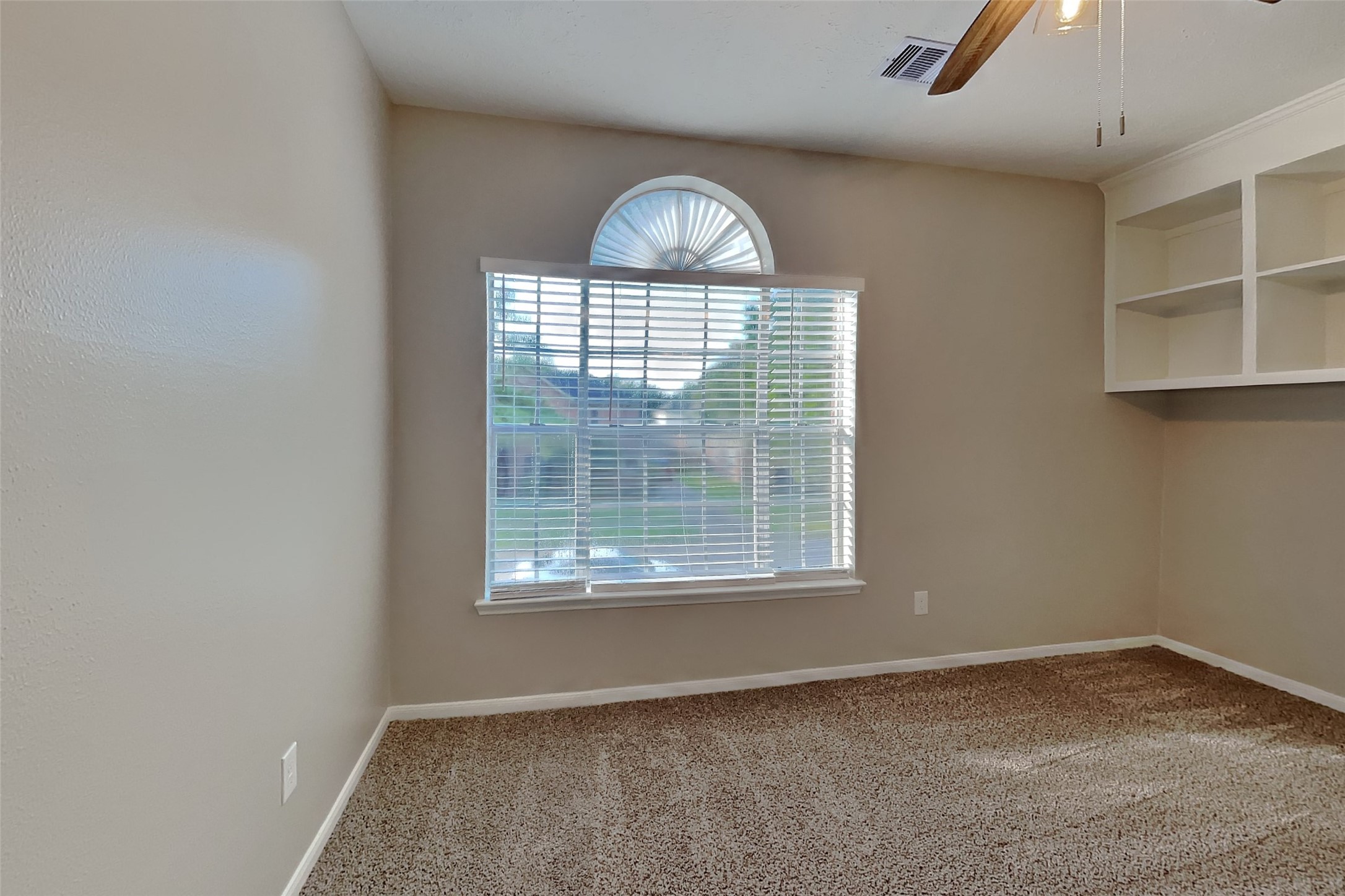 20402 Avery Point Drive Property Photo 12