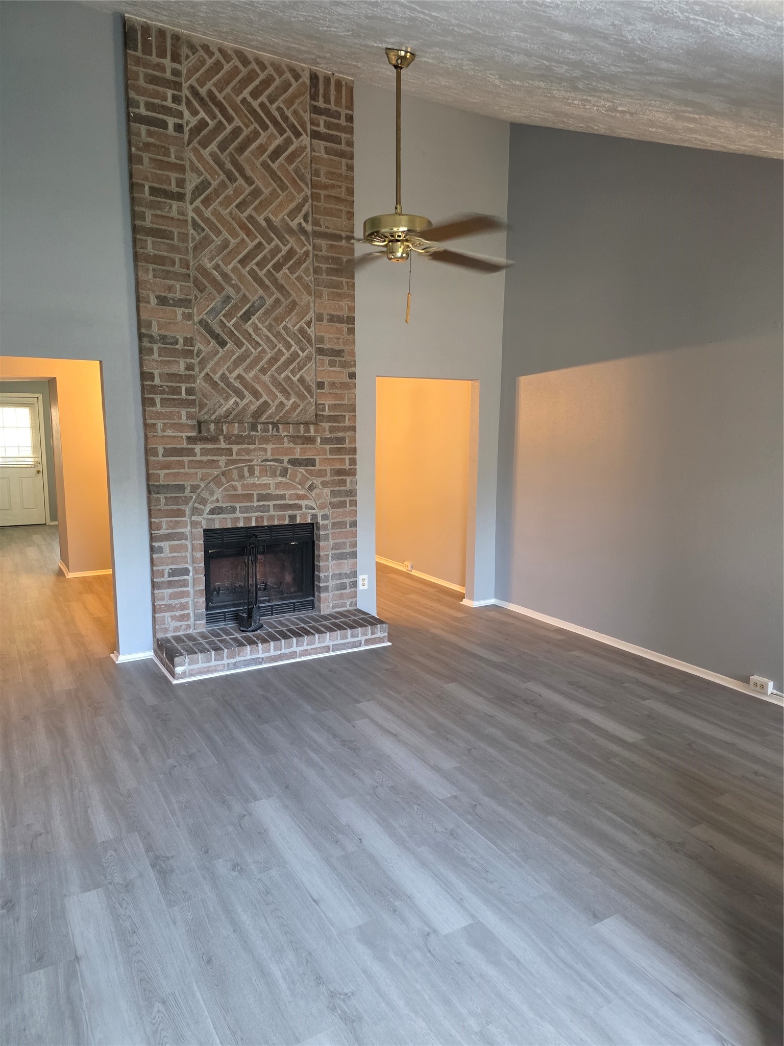 19302 Woodglen Drive Property Photo 19