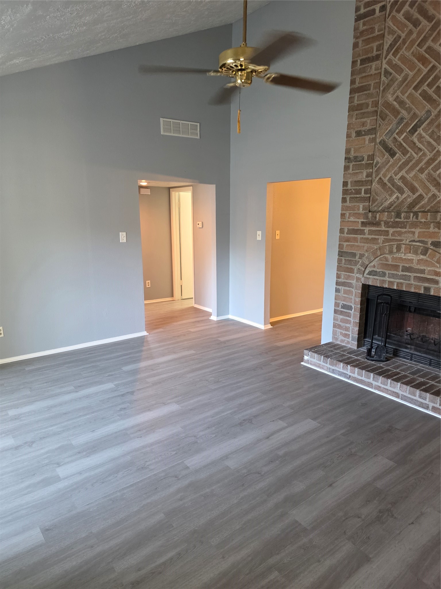19302 Woodglen Drive Property Photo 23