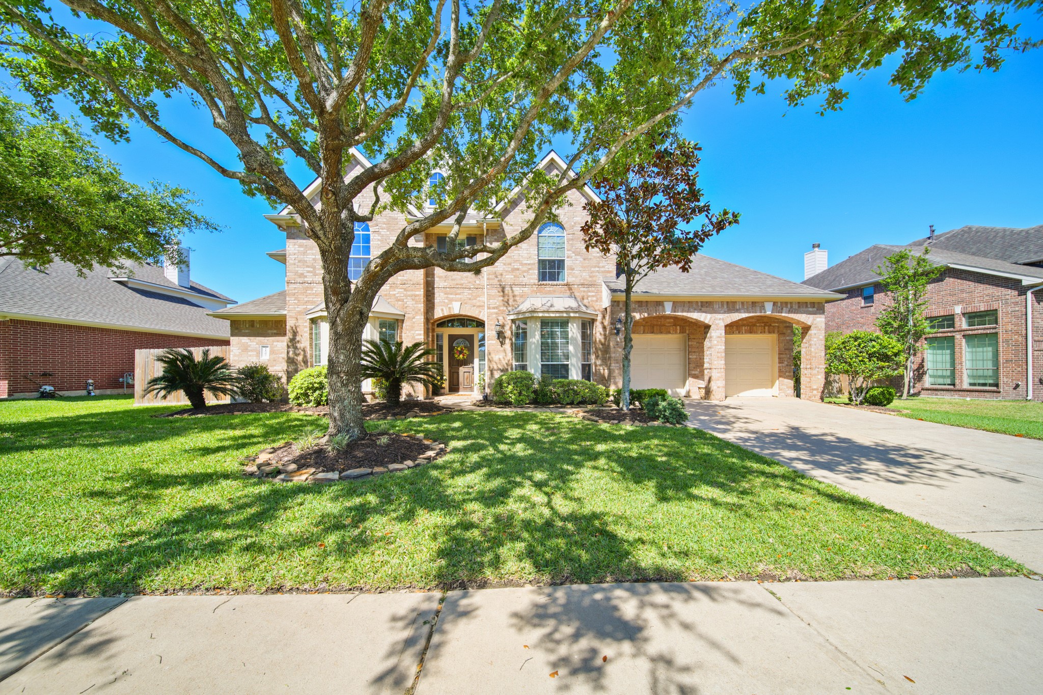 11907 Eden Creek Drive Property Photo 1