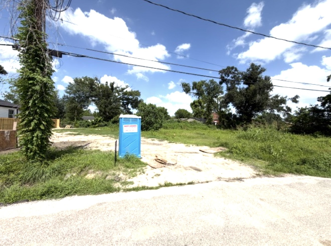4026 Falls Street Property Photo 1