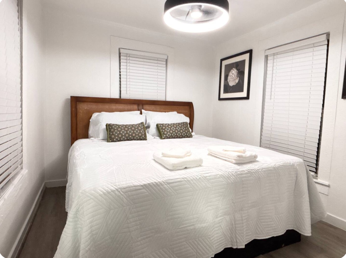 7425 Avenue H Property Photo 5