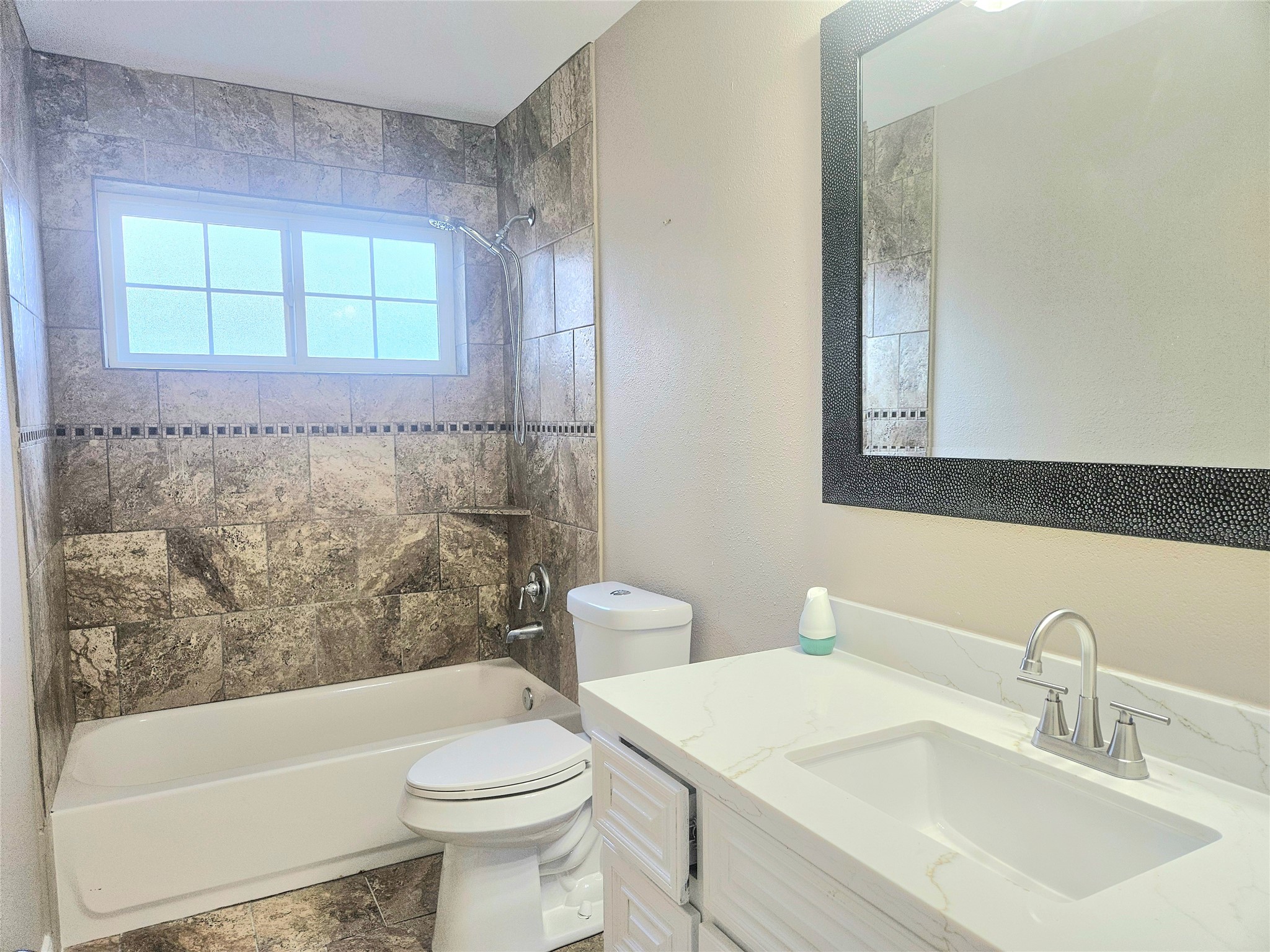 4231 Southchase Lane Property Photo 21
