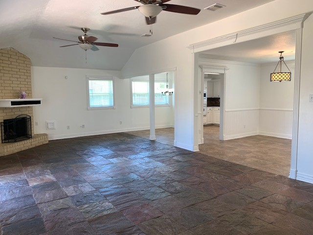 6650 Grove Field Lane Property Photo 3