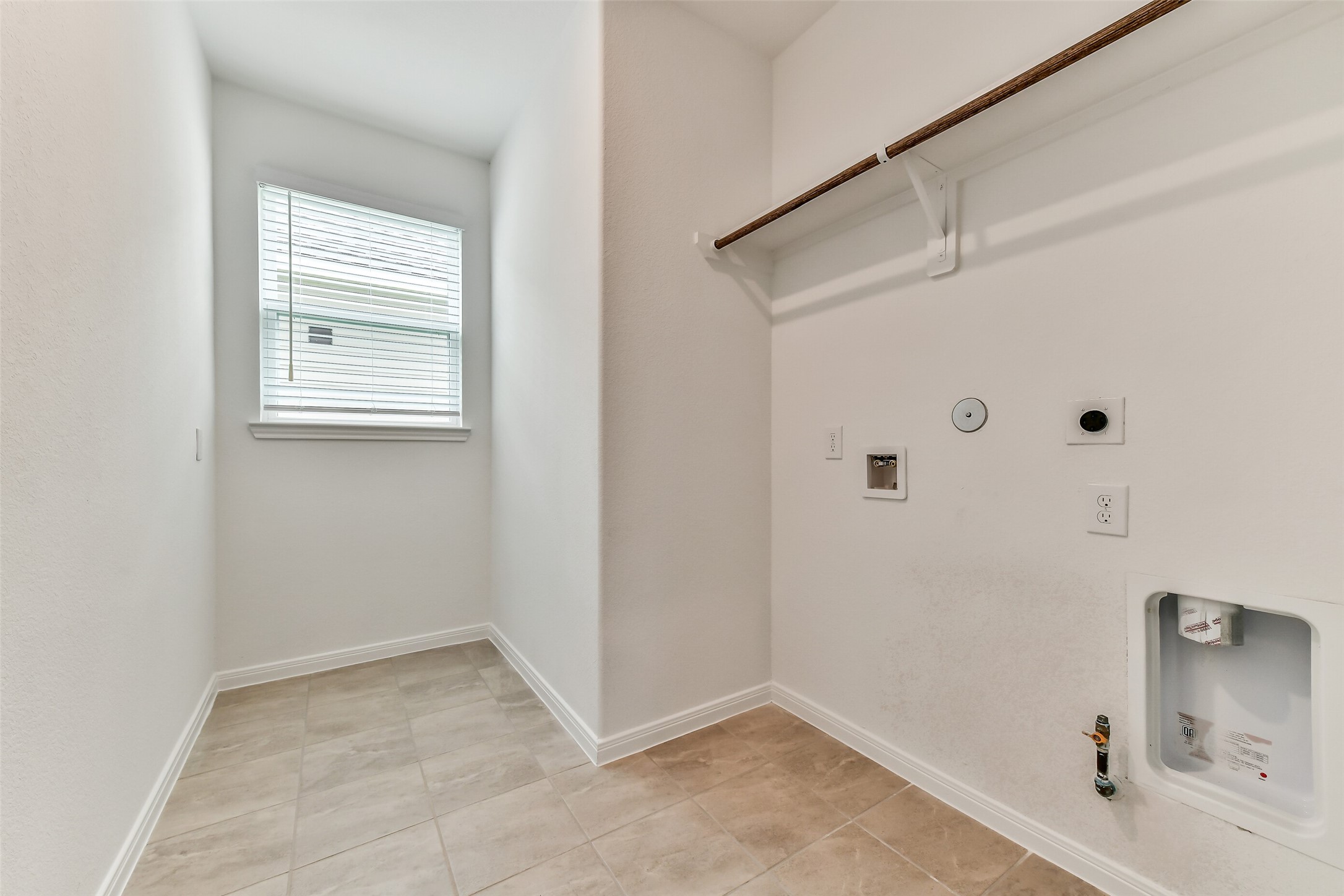 15506 Foresail Lane Property Photo 13