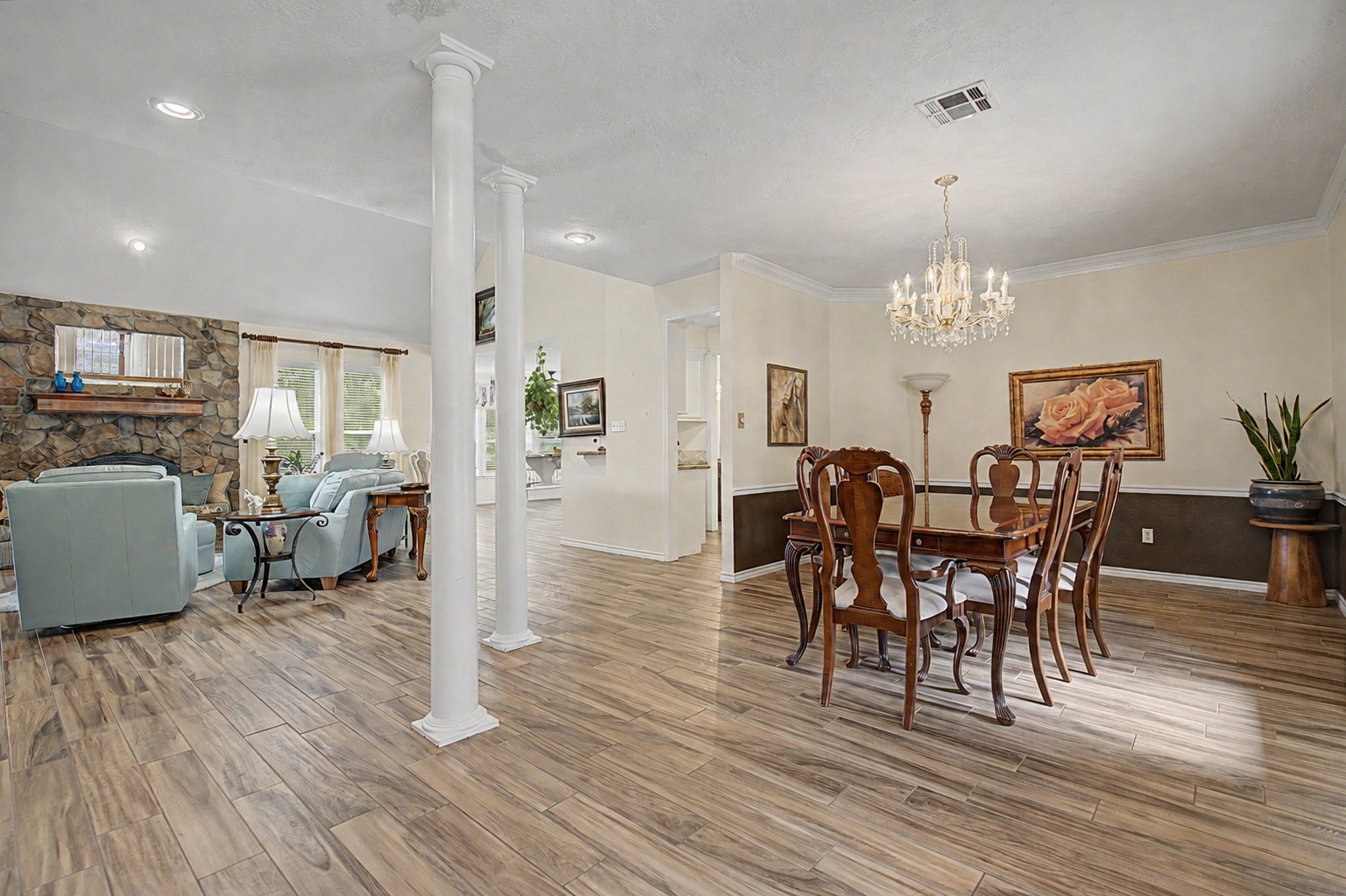 8988 County Line Road Property Photo 4