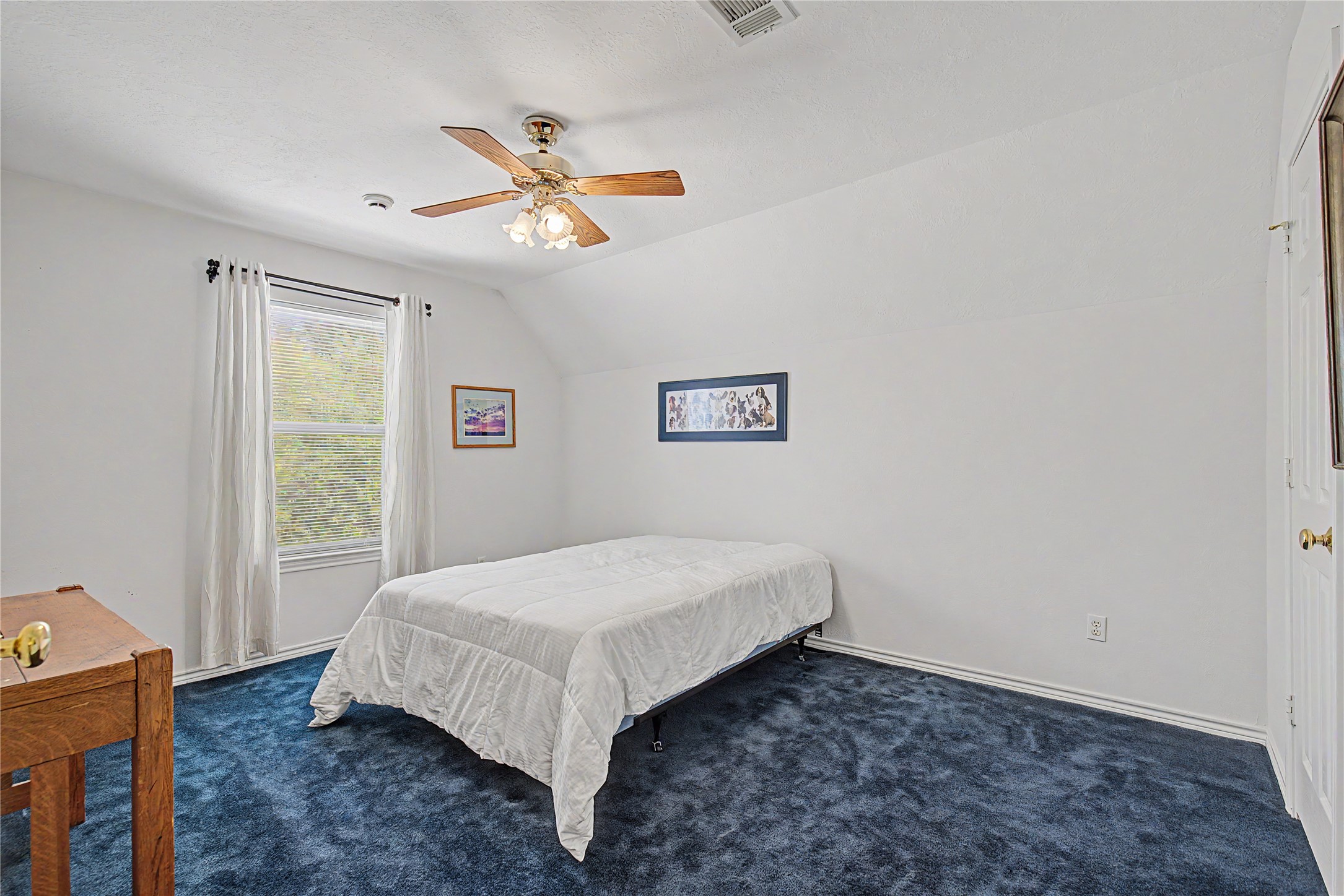 8988 County Line Road Property Photo 16