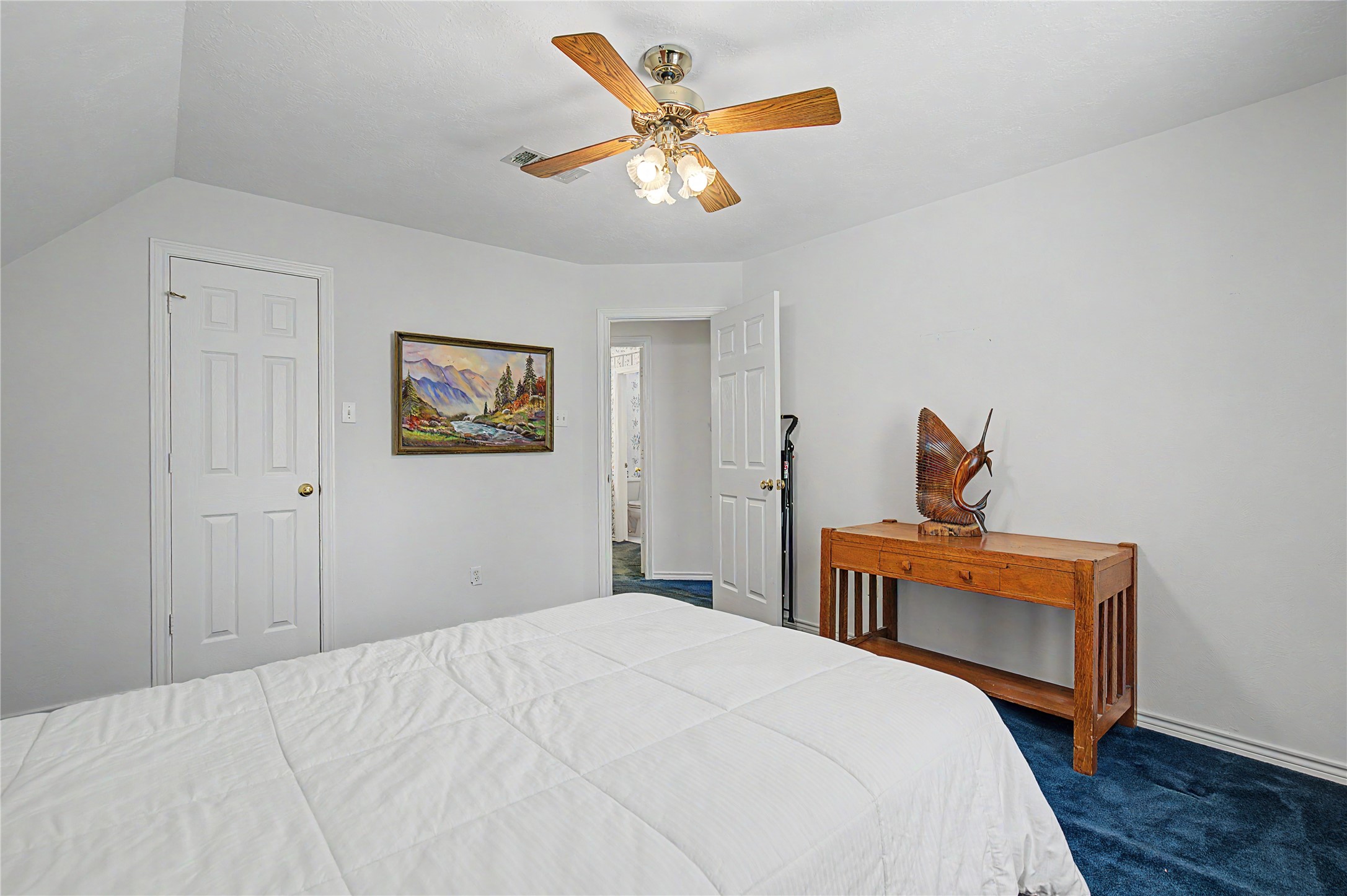 8988 County Line Road Property Photo 17