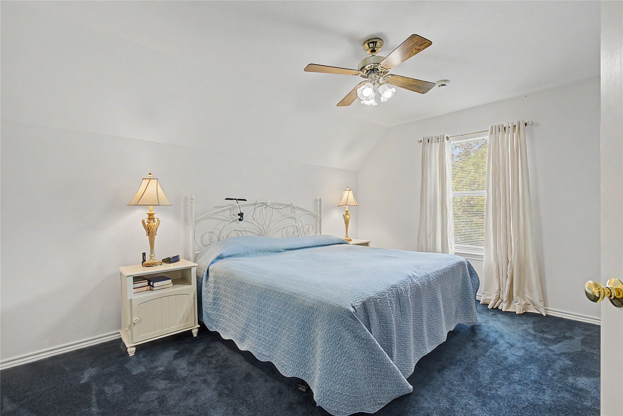 8988 County Line Road Property Photo 18