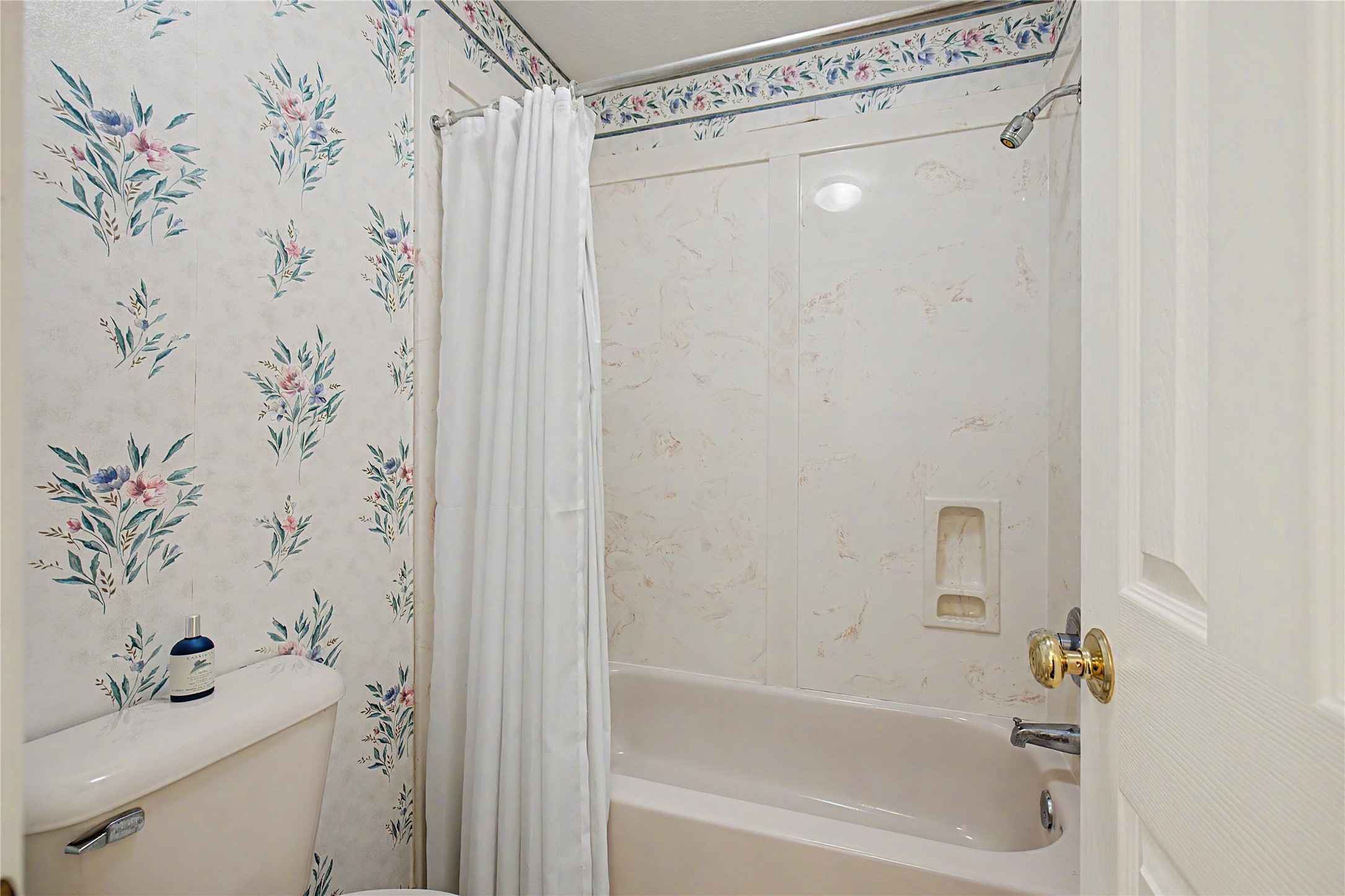 8988 County Line Road Property Photo 20