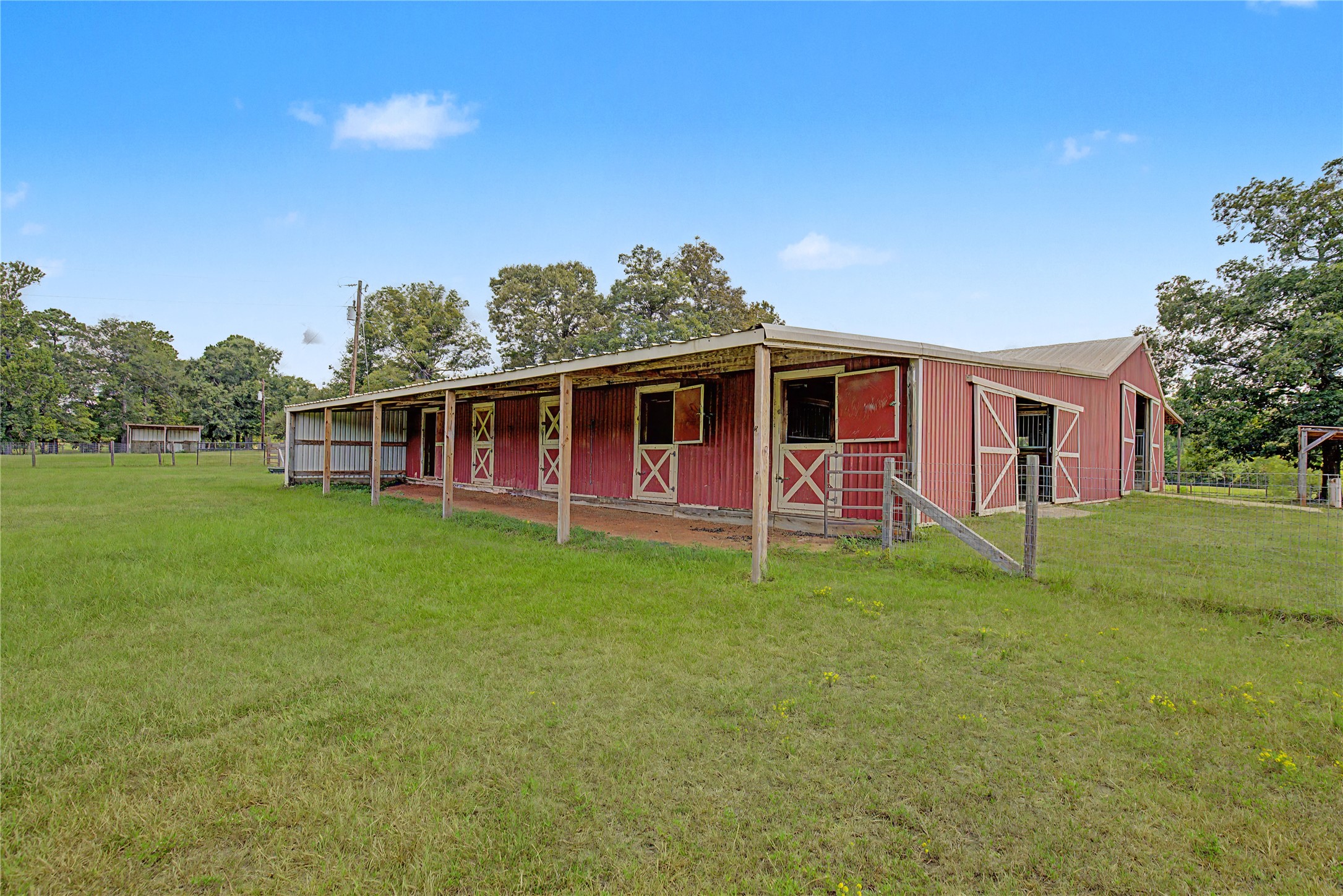 8988 County Line Road Property Photo 33