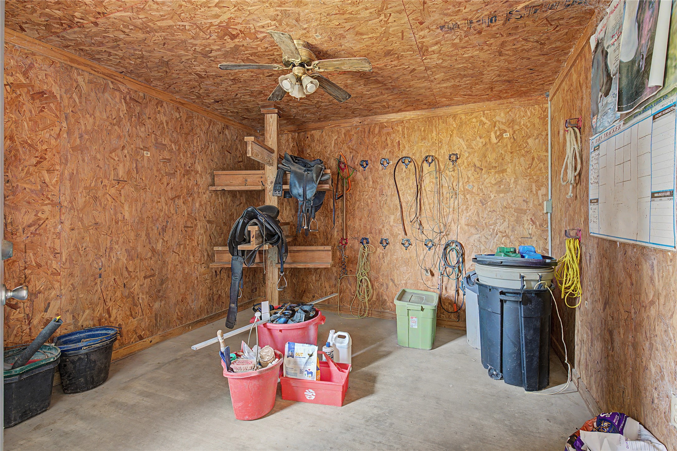 8988 County Line Road Property Photo 38