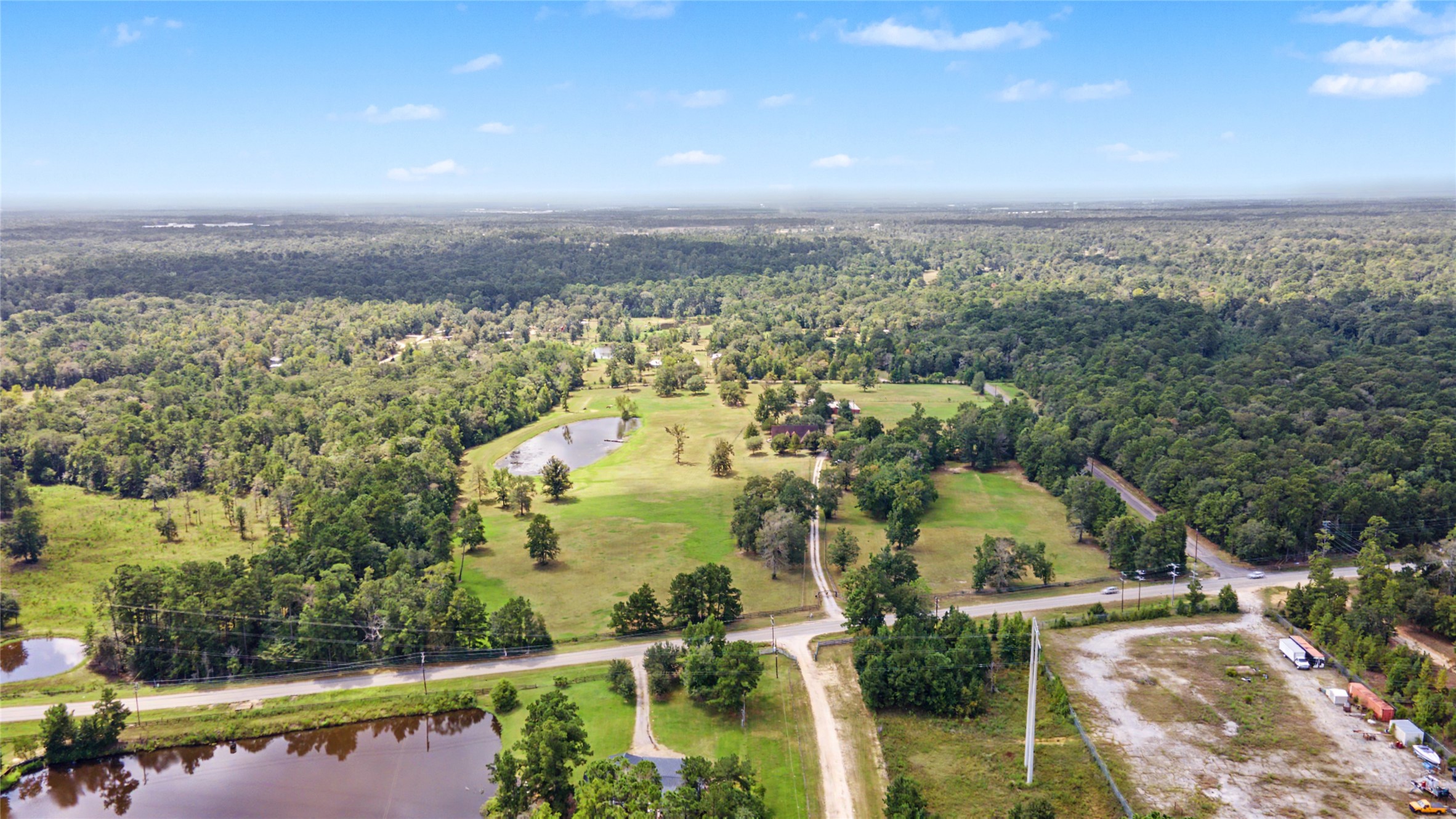8988 County Line Road Property Photo 40