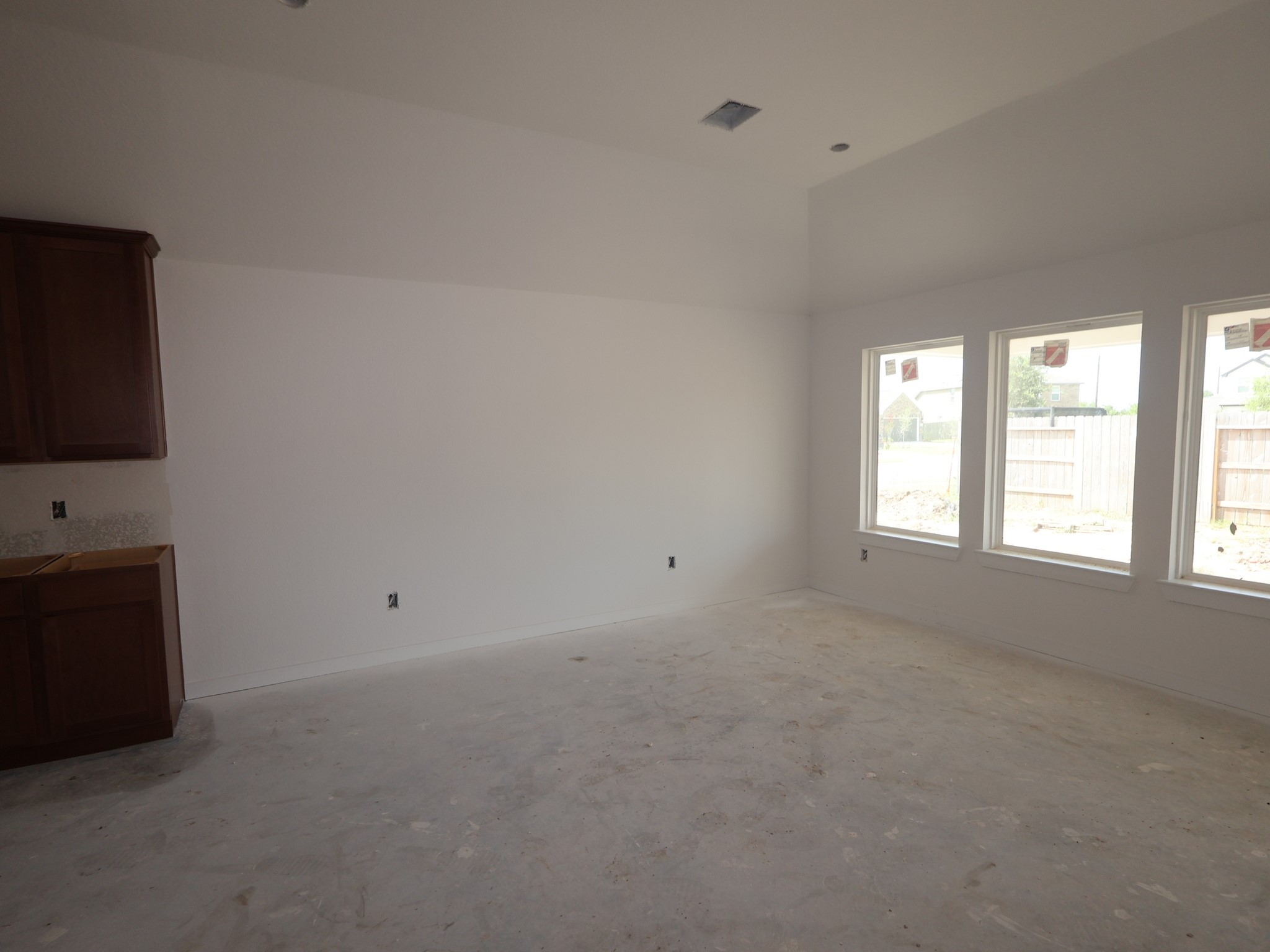 1607 Birch Wood Drive Property Photo 6