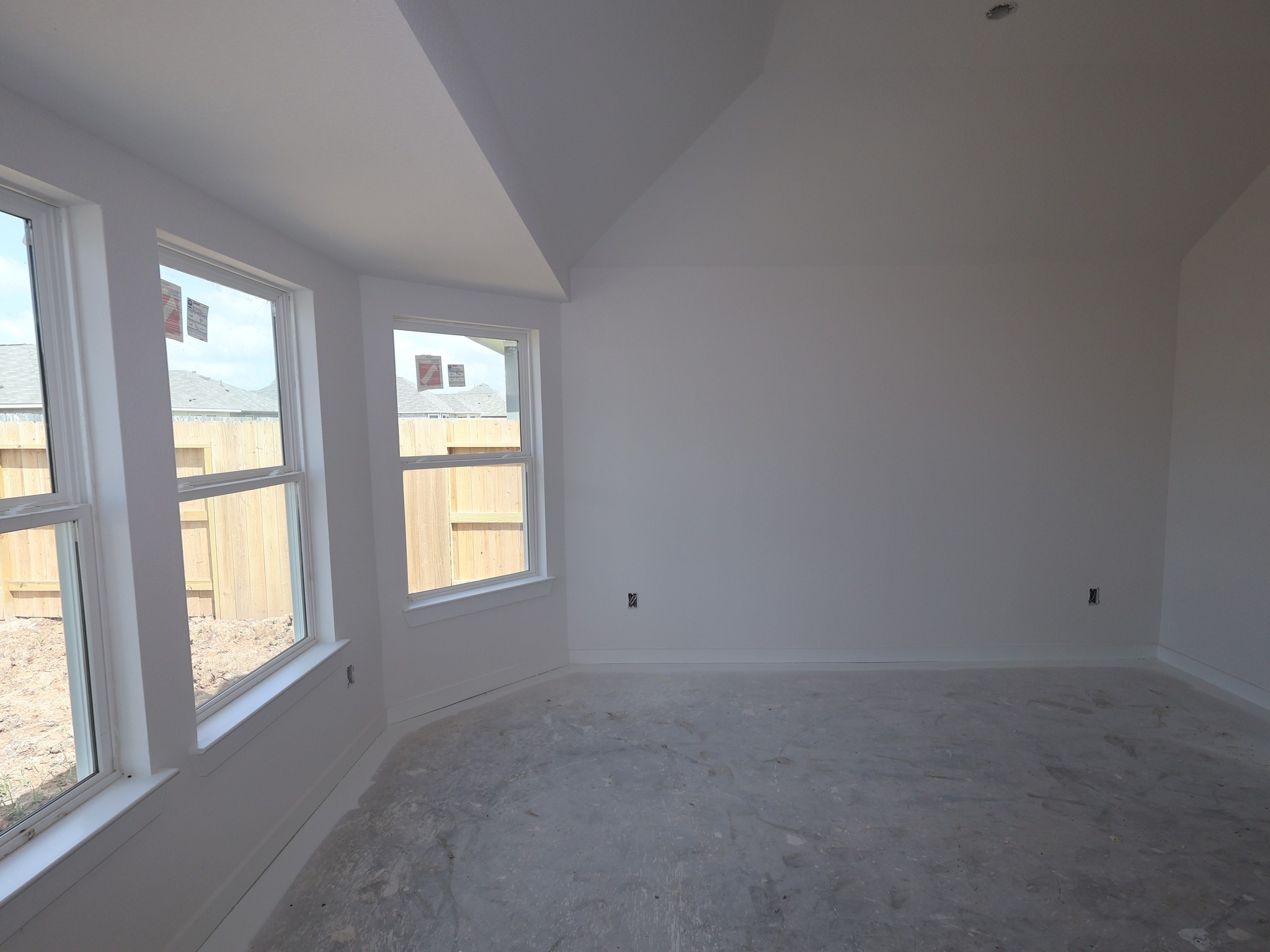 1607 Birch Wood Drive Property Photo 8