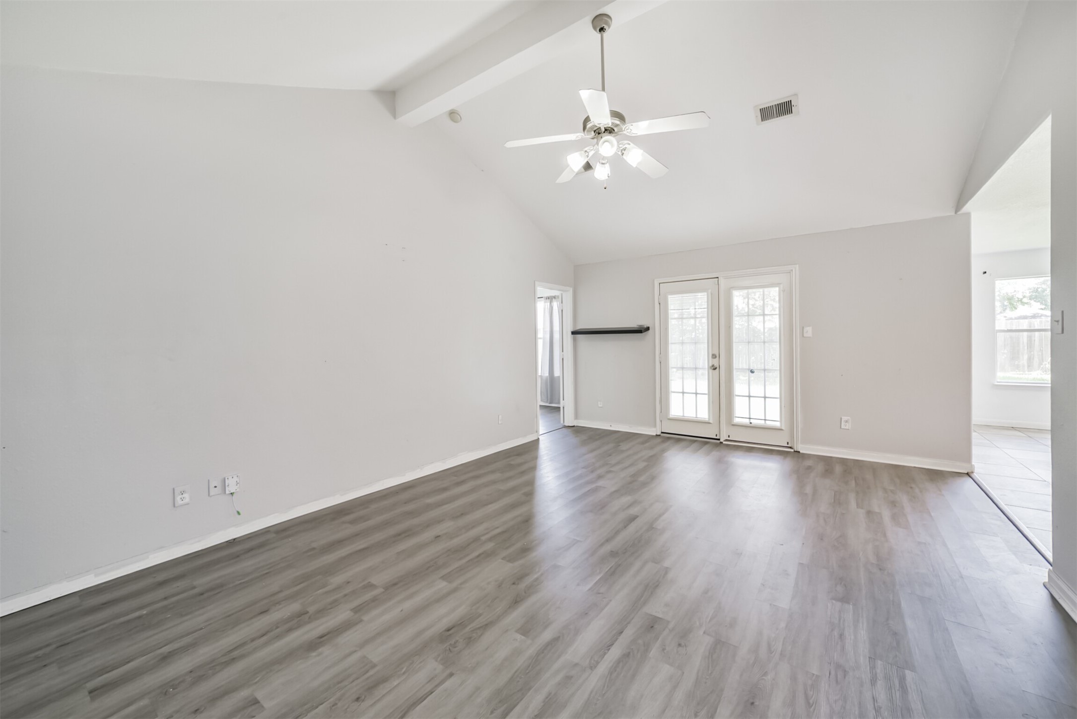 7114 Sunrise Hill Lane Property Photo 3